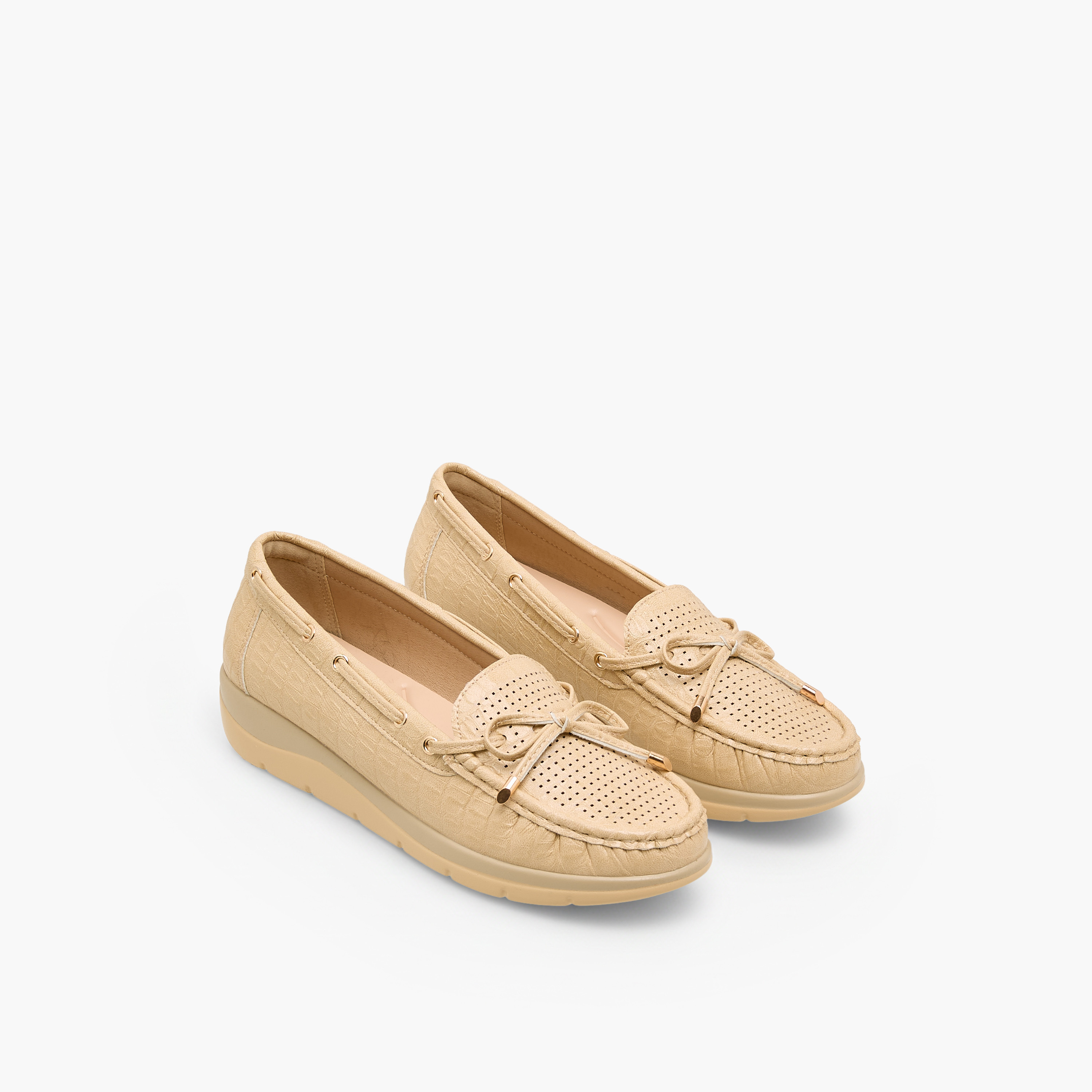 Le Confort Women Perforated Loafers-women-shoes-loafersandmoccasins-image-1
