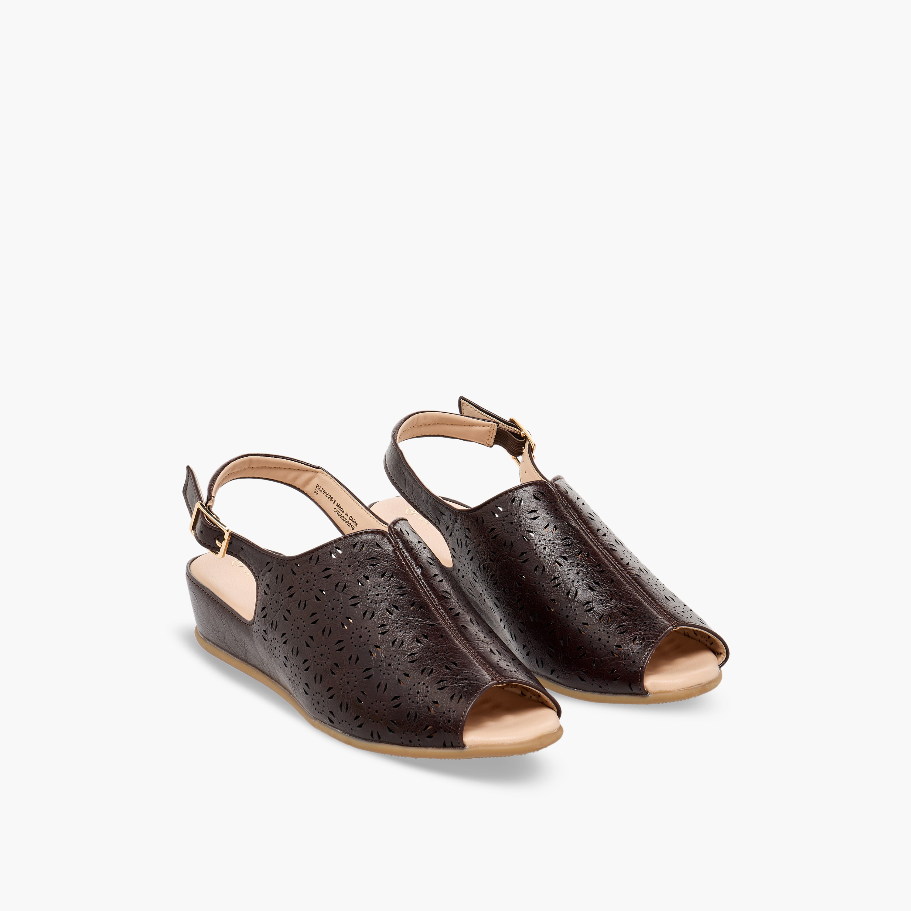 صندل مريح مفتوح من الأمام بتصميم قطع ليزر من لو كمفورت-women-shoes-sandals-heeled-image-1