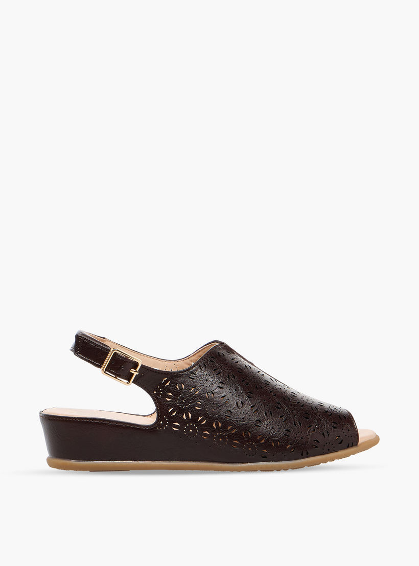 صندل مريح مفتوح من الأمام بتصميم قطع ليزر من لو كمفورت-women-shoes-sandals-heeled-image-3