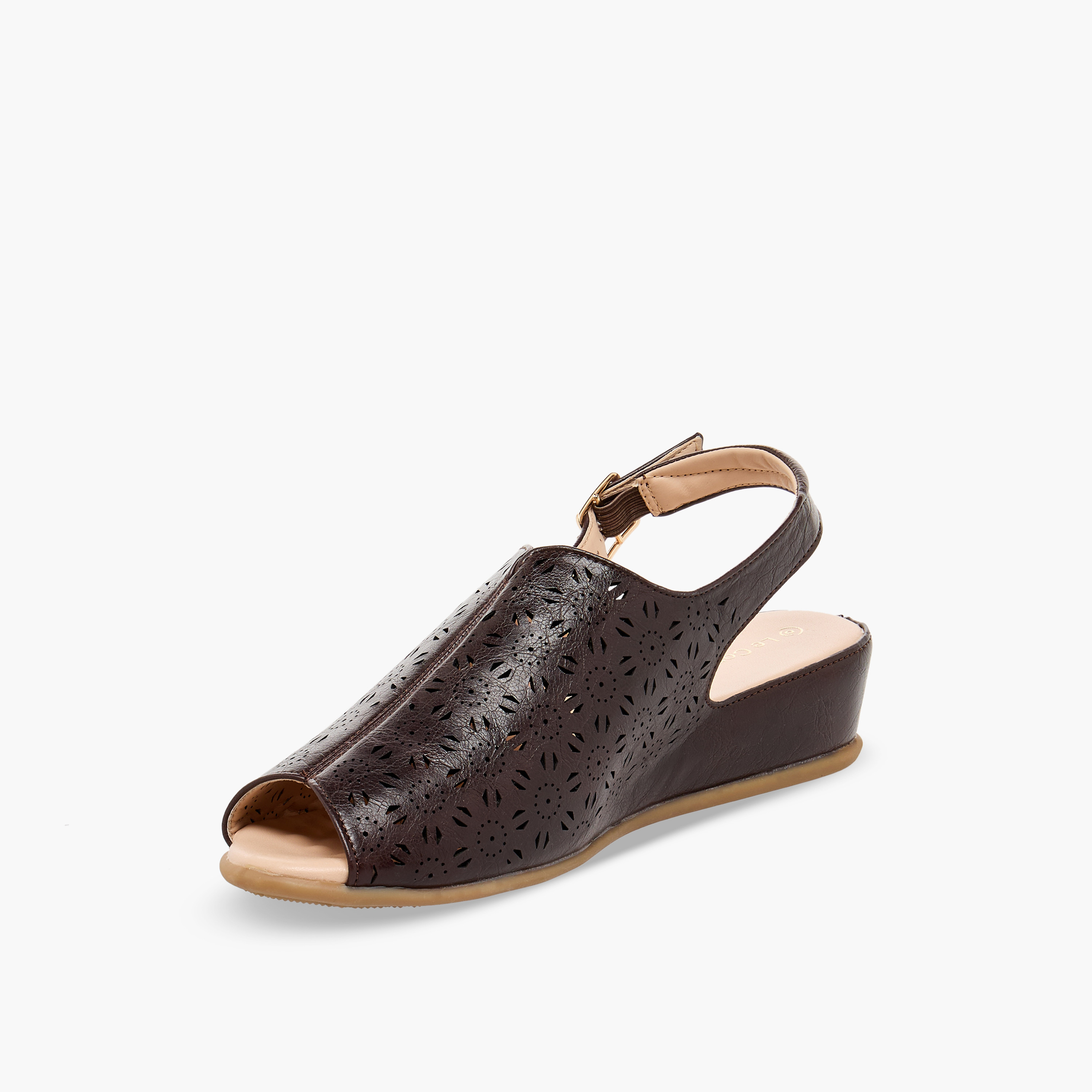 صندل مريح مفتوح من الأمام بتصميم قطع ليزر من لو كمفورت-women-shoes-sandals-heeled-image-4