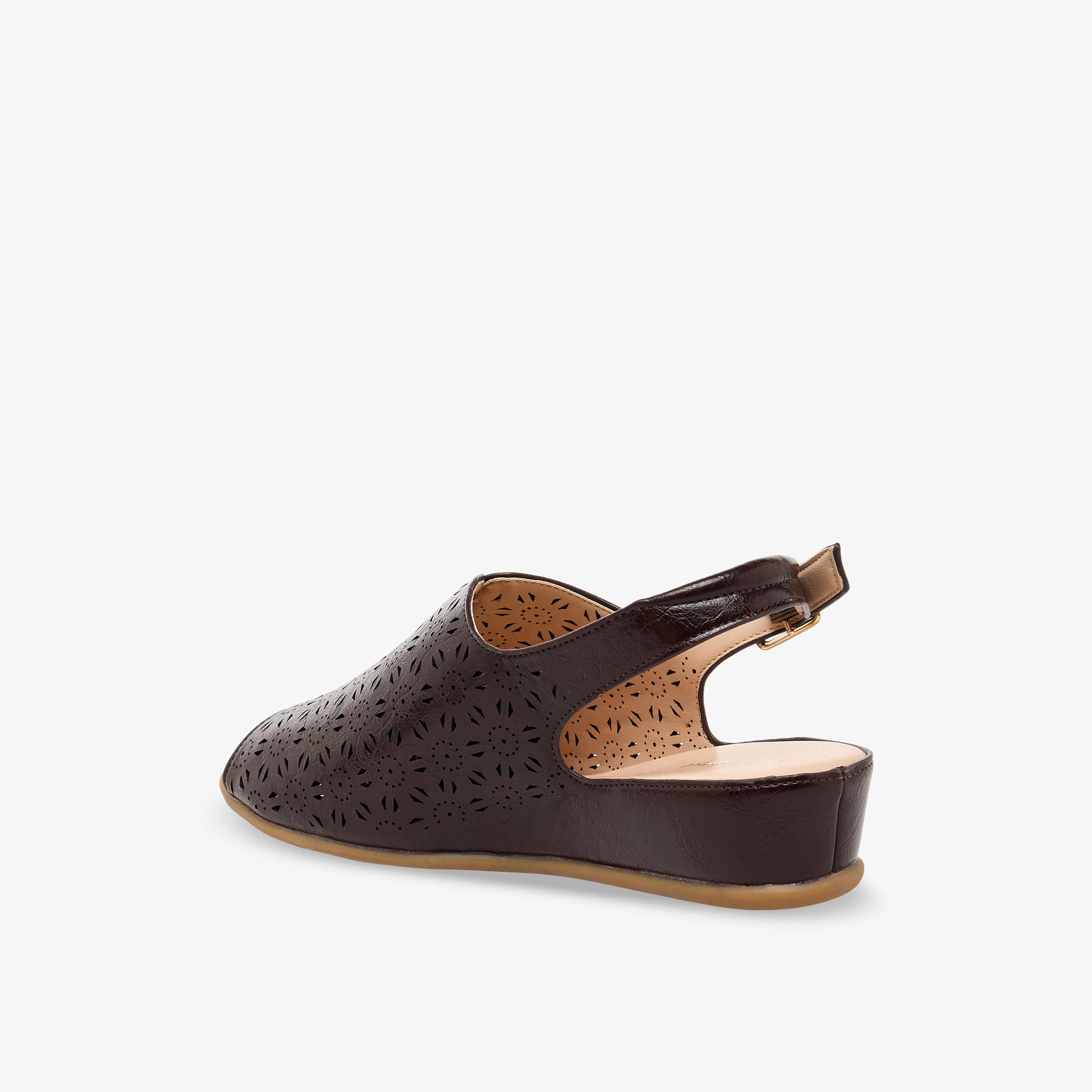 صندل مريح مفتوح من الأمام بتصميم قطع ليزر من لو كمفورت-women-shoes-sandals-heeled-image-5