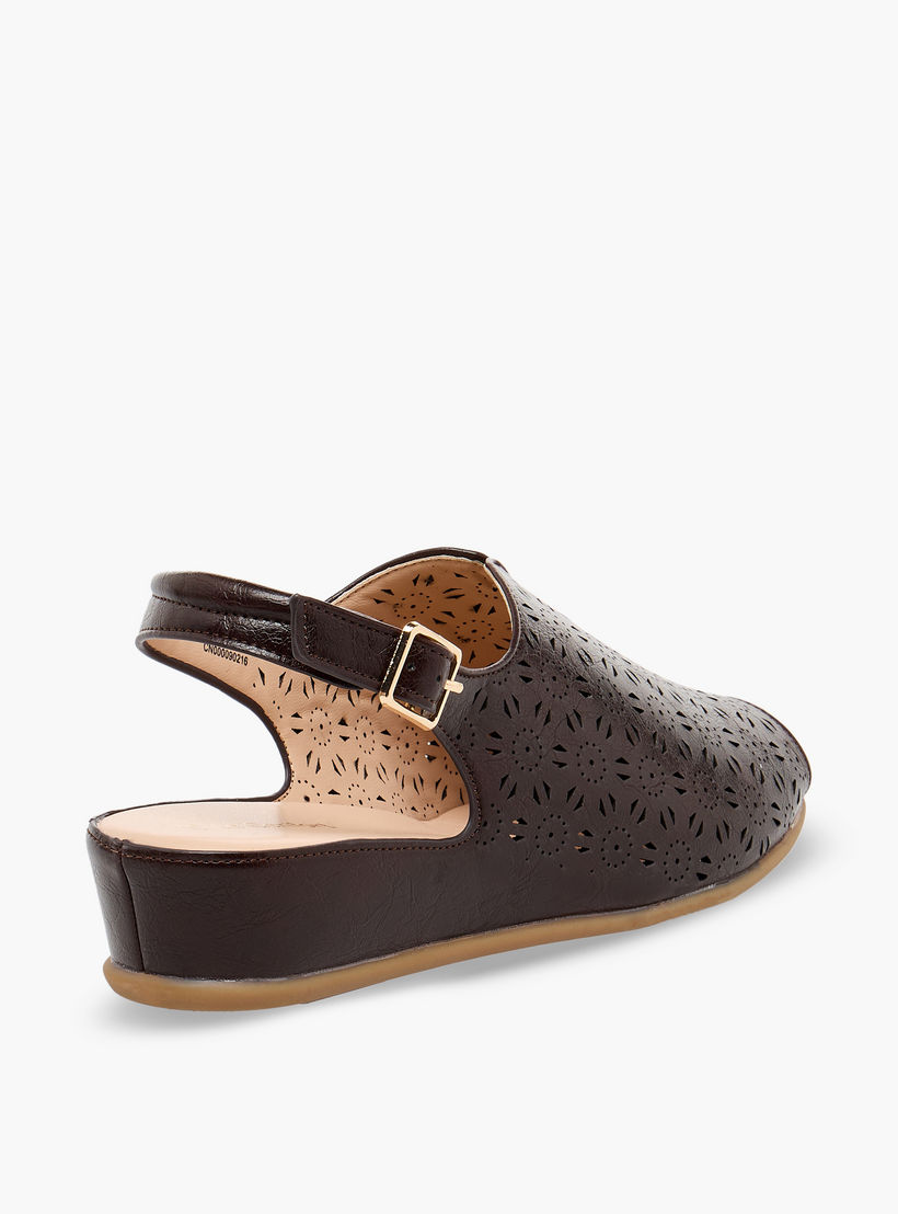 صندل مريح مفتوح من الأمام بتصميم قطع ليزر من لو كمفورت-women-shoes-sandals-heeled-image-6