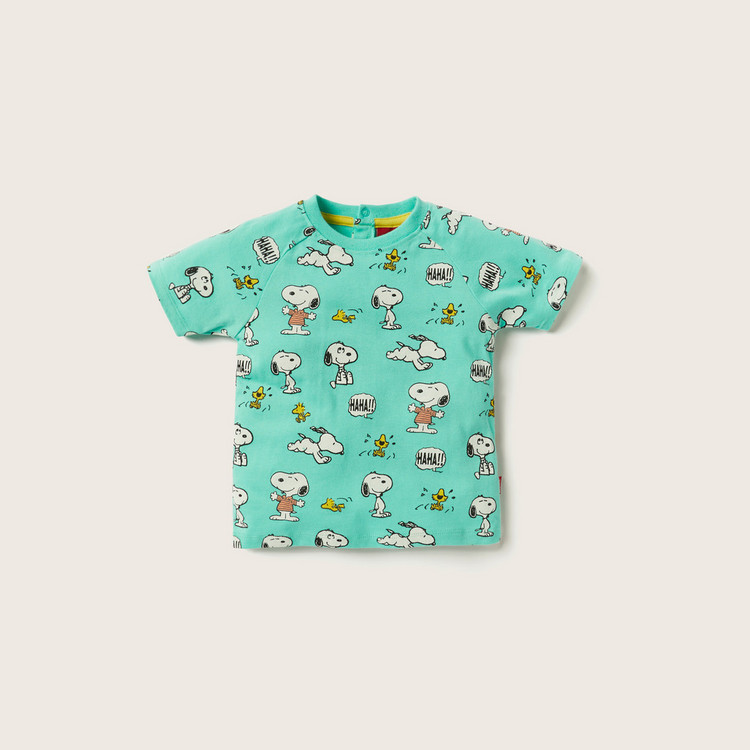 Snoopy Print Crew Neck T-shirt and Shorts Set