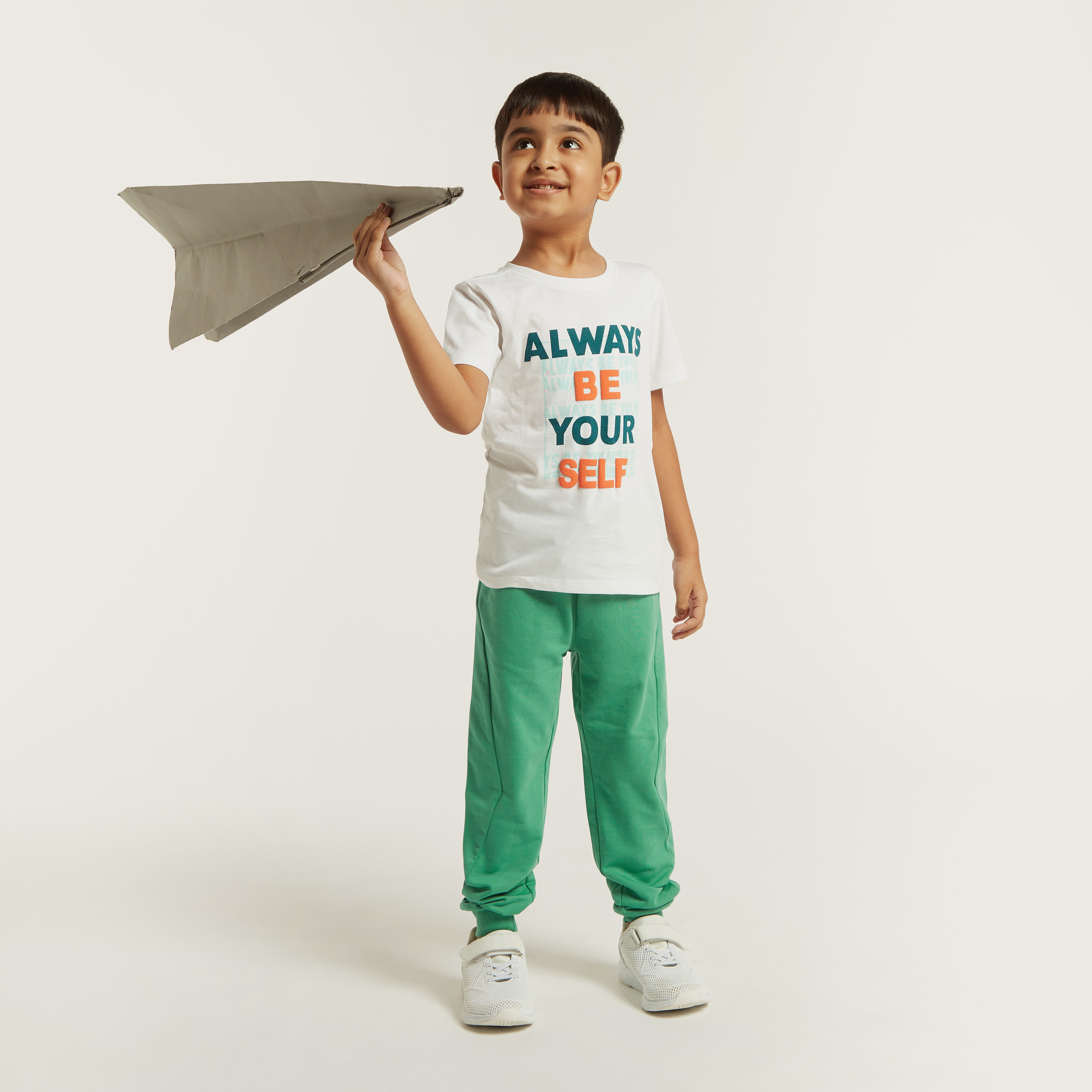 Juniors Solid Jog Pants with Pockets and Drawstring Closure-boys-clothing-bottoms-joggersandtrackpants-image-2