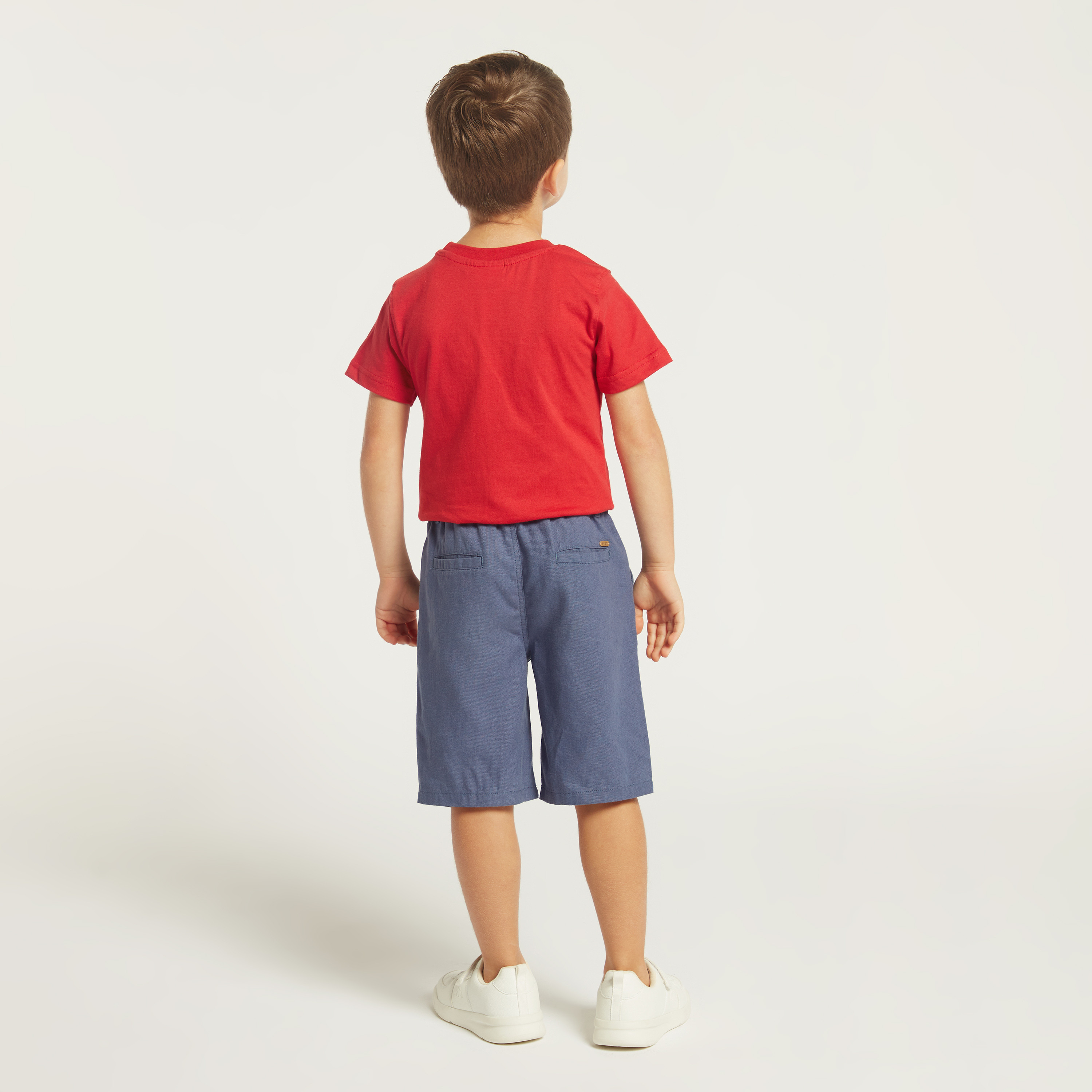 Eligo Solid Shorts with Pockets and Drawstring Closure-baby-boys-clothing-bottoms-shorts-image-4