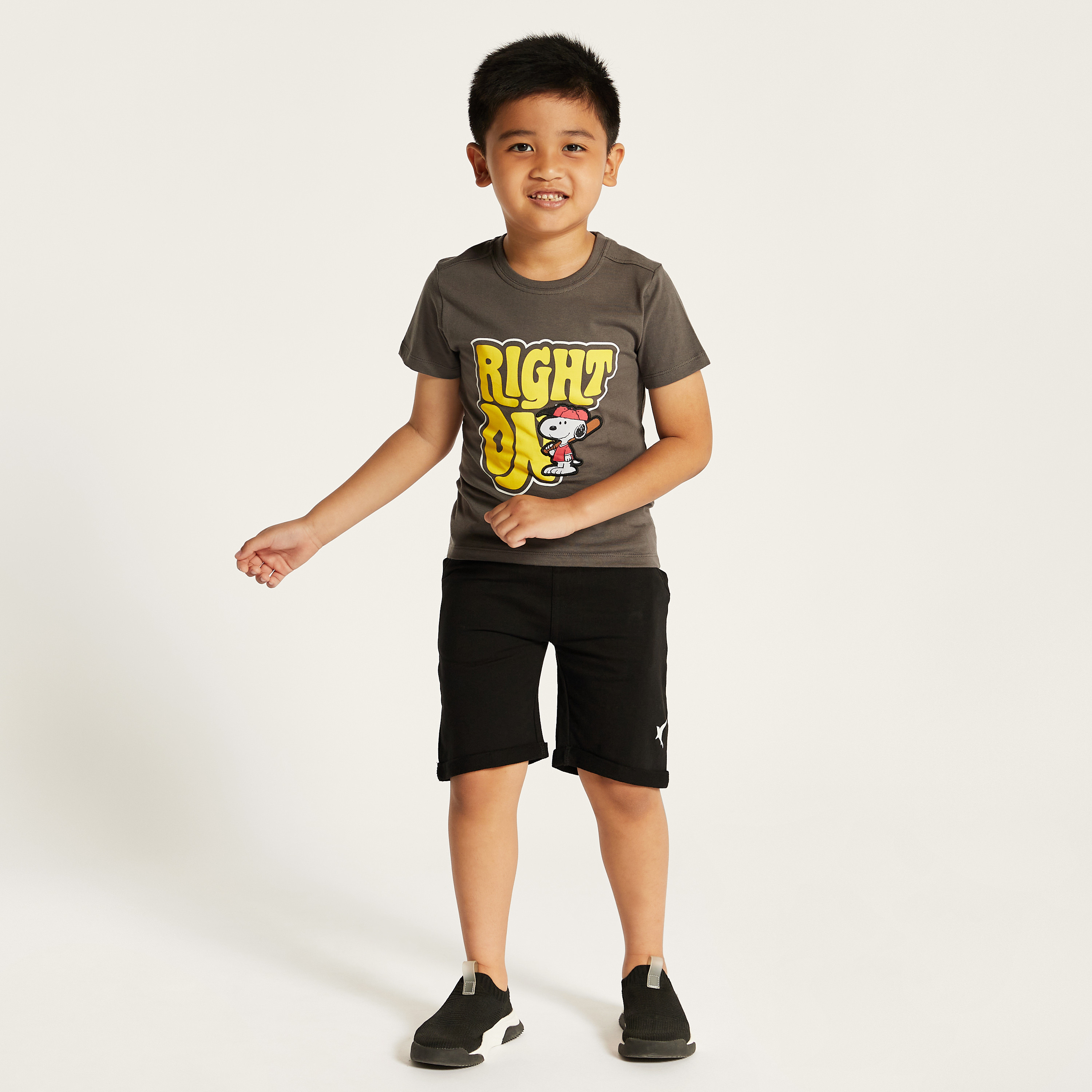 Snoopy Print T-shirt with Crew Neck and Short Sleeves-boys-clothing-tshirtsandpolos-image-2