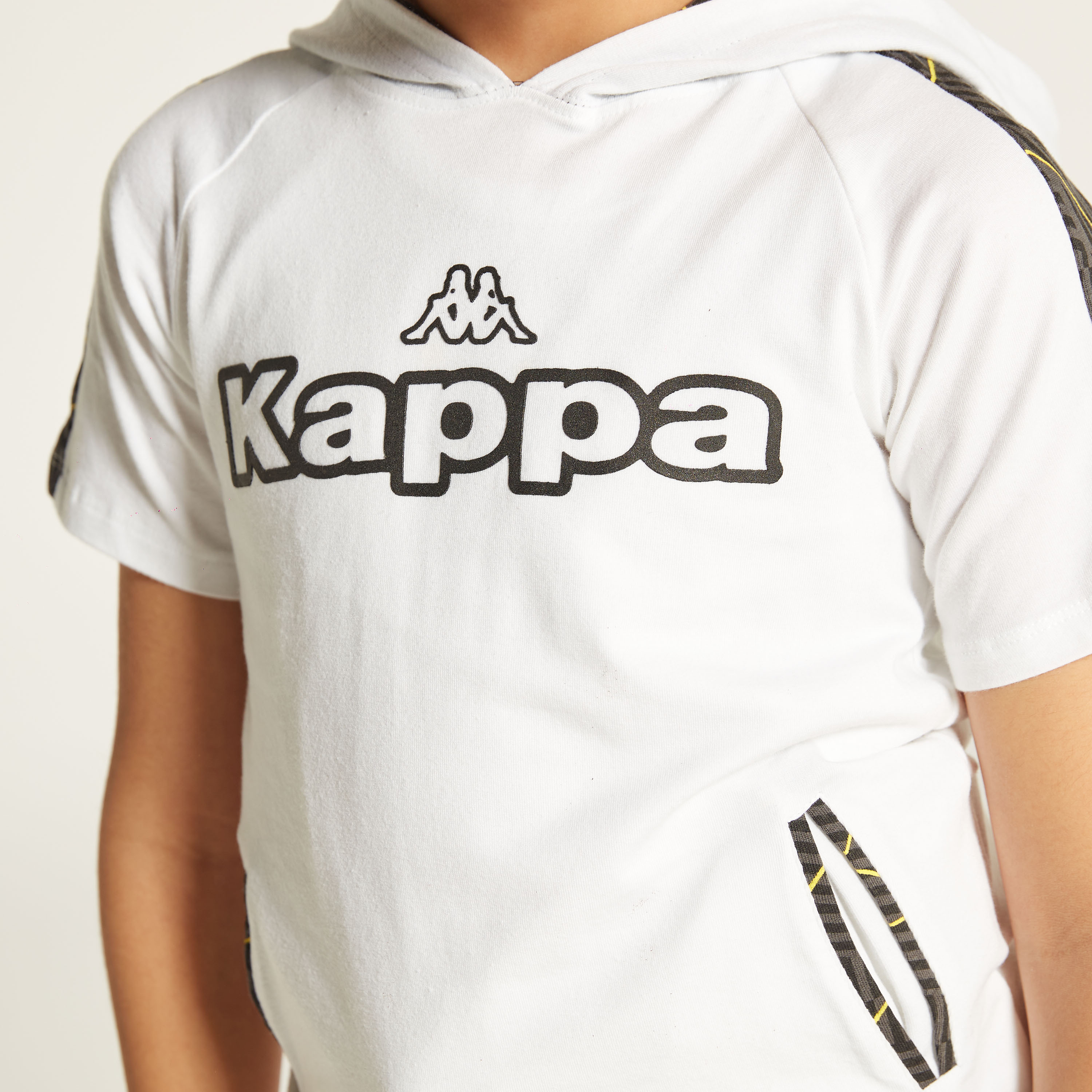 Kappa Logo Print Hooded T-shirt with Short Sleeves and Pockets-sports-boys-clothing-tops-image-3