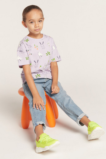 Juniors All-Over Printed Round Neck T-shirt with Short Sleeves