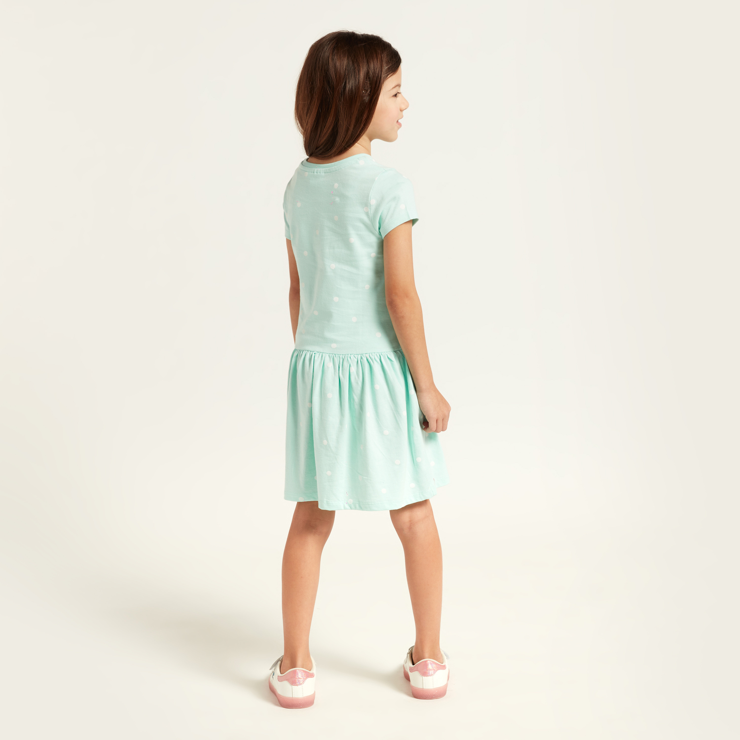 فستان متعدد الطبقات بأكمام قصيرة وطبعات هالو كيتي من سانريو-girls-clothing-dressesandjumpsuits-image-4