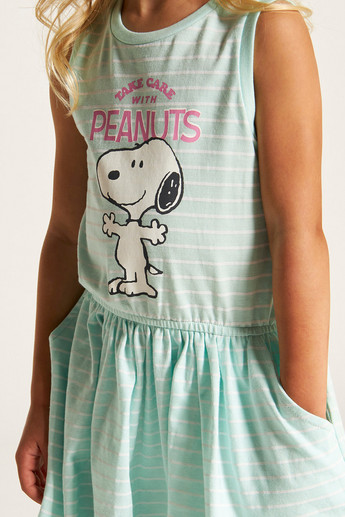 Peanuts Print Sleeveless Dress with Pockets