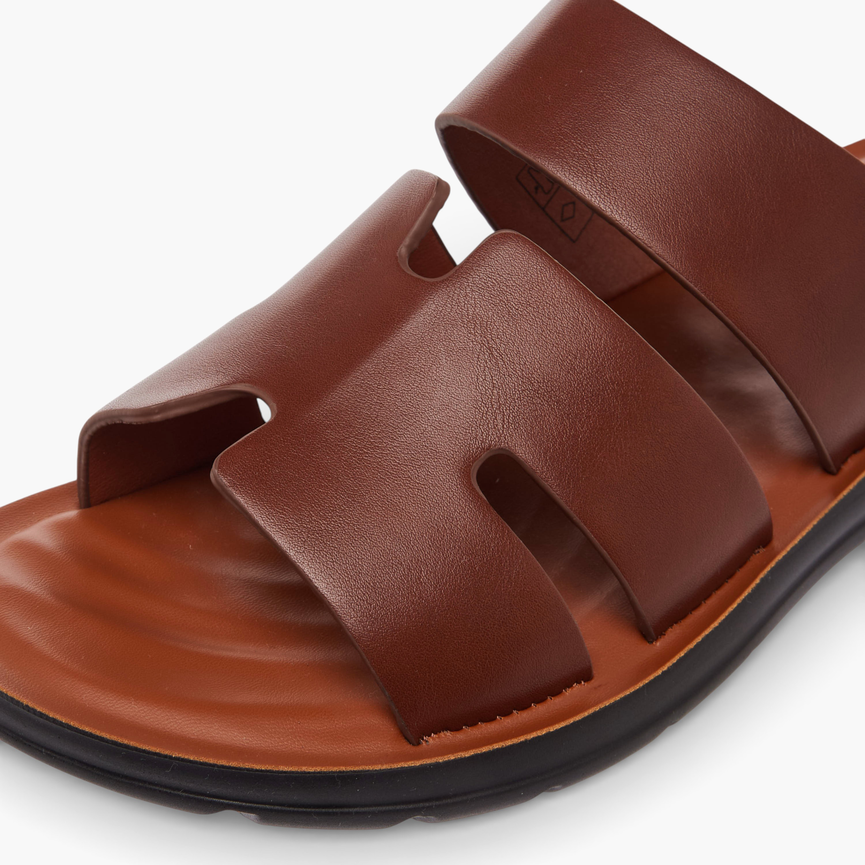 صندل عربي سهل الارتداء للرجال من أل بي أل من شو إكسبريس-men-shoes-sandals-image-4