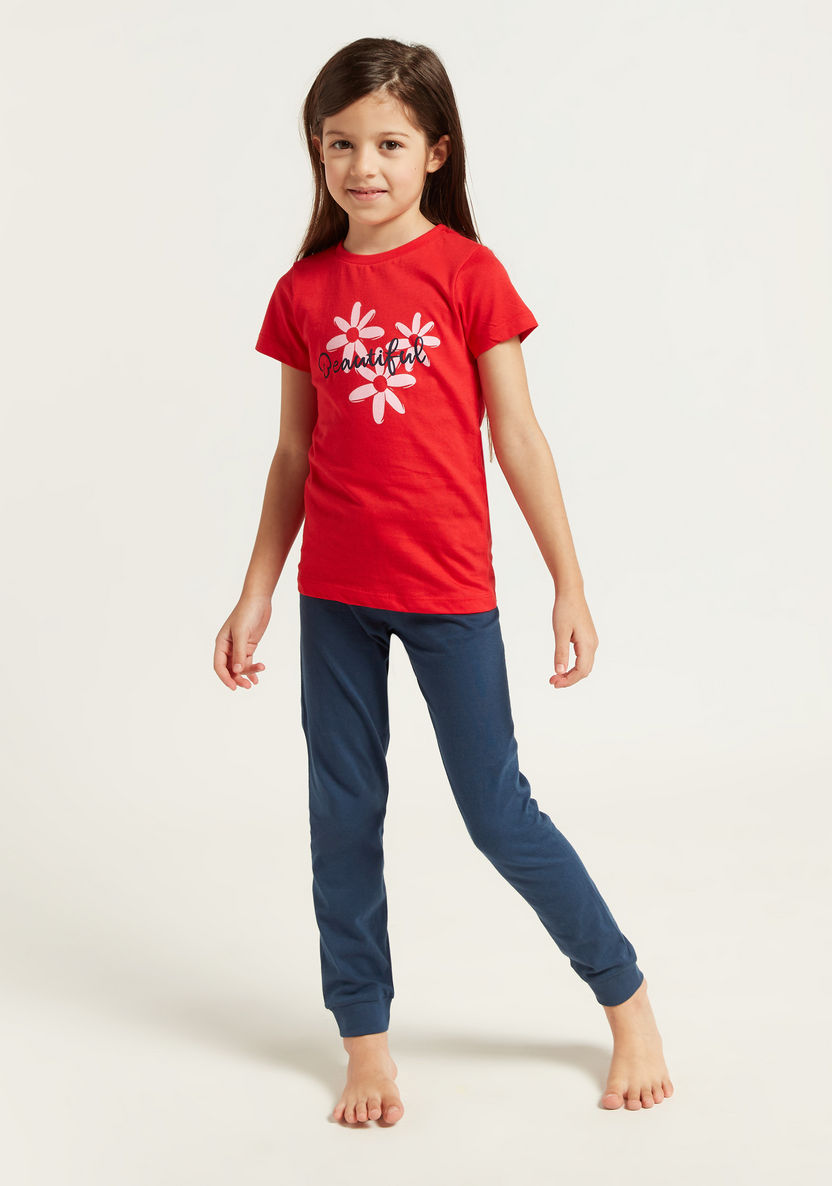 Juniors Graphic Print T-shirt and Solid Pyjamas Set-Nightwear-image-0