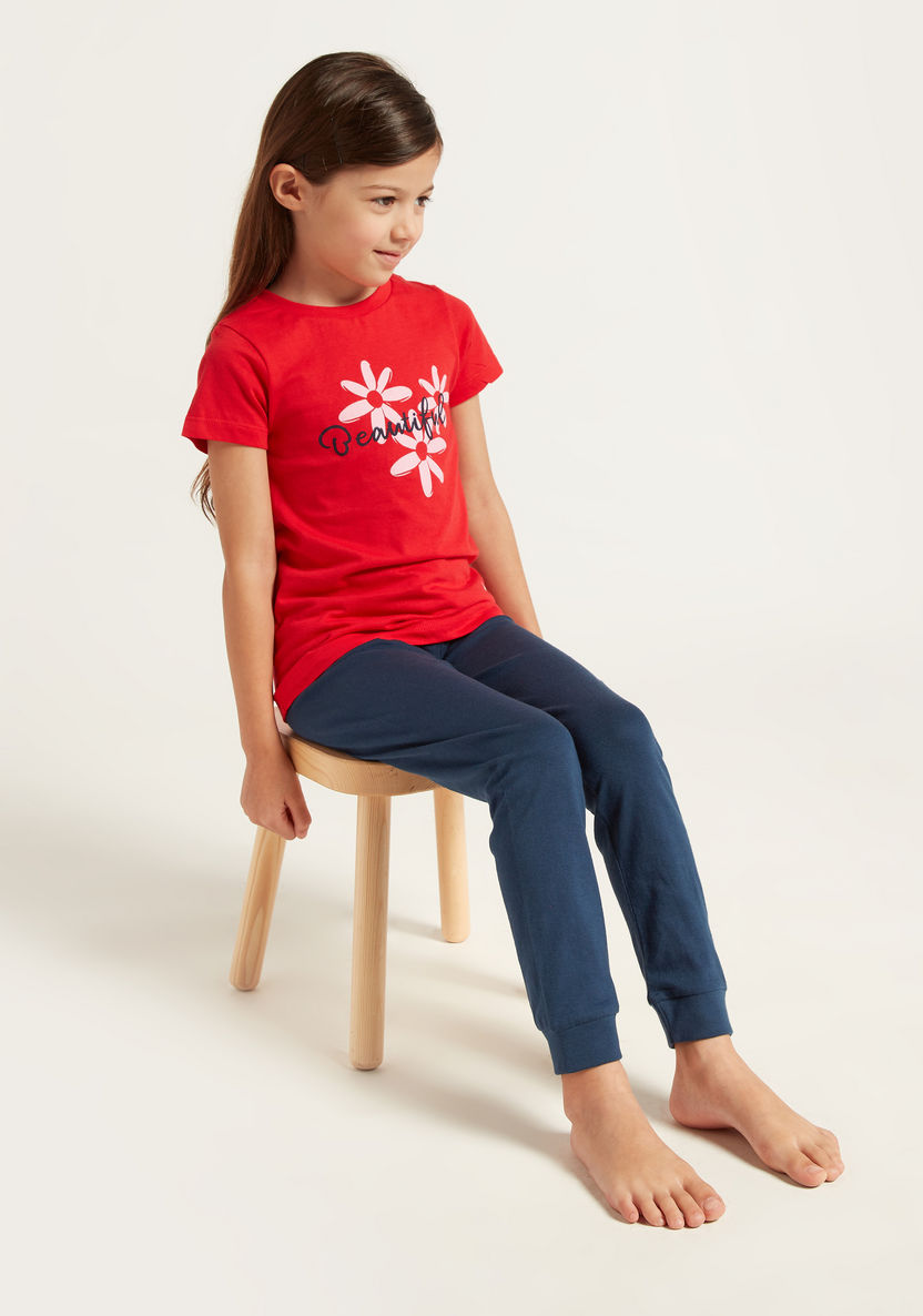 Juniors Graphic Print T-shirt and Solid Pyjamas Set-Nightwear-image-1