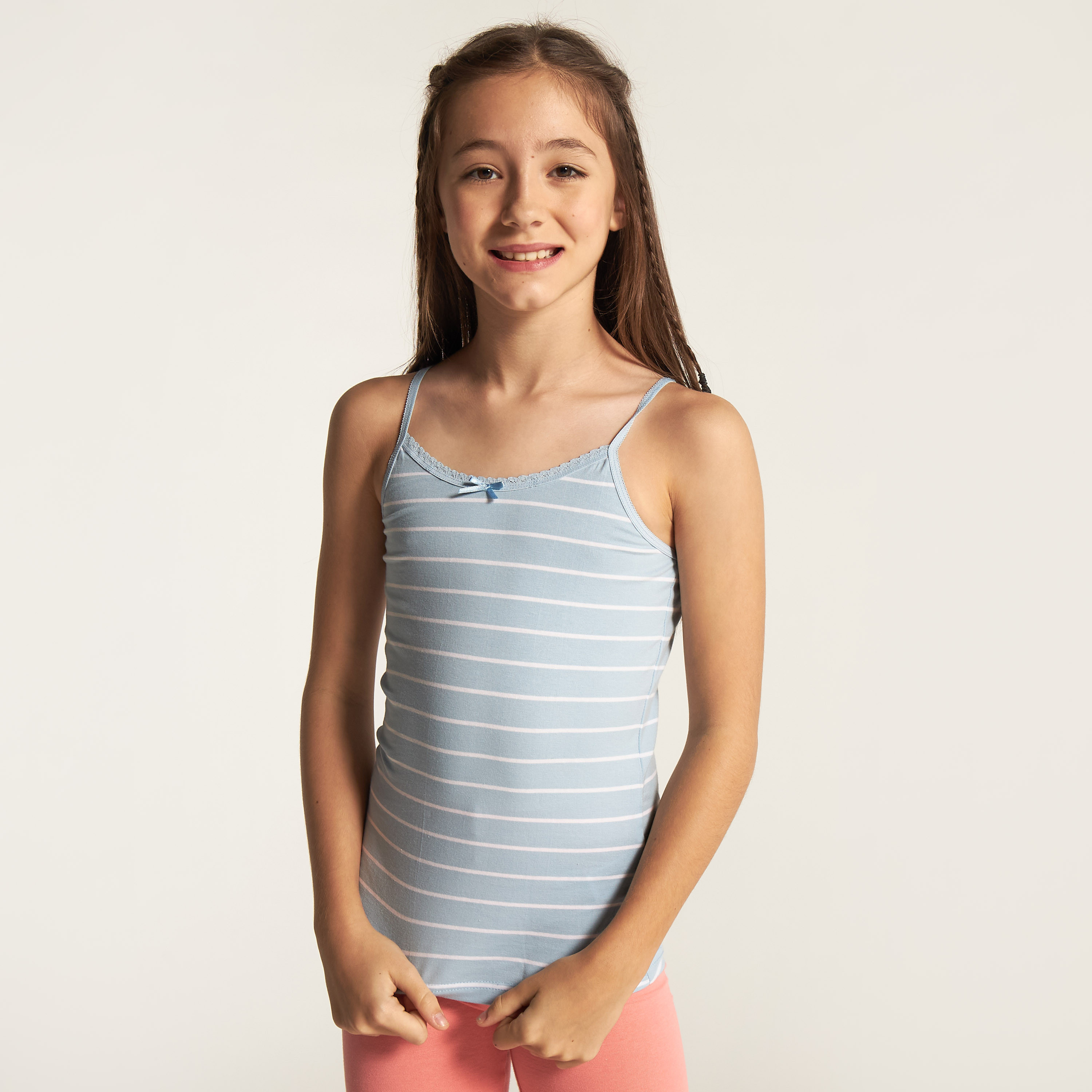 فيستات متنوعة بتفاصيل دانتيل وفيونكة من جونيورز - طقم من 7 قطع-girls-clothing-innerwear-vests-image-3
