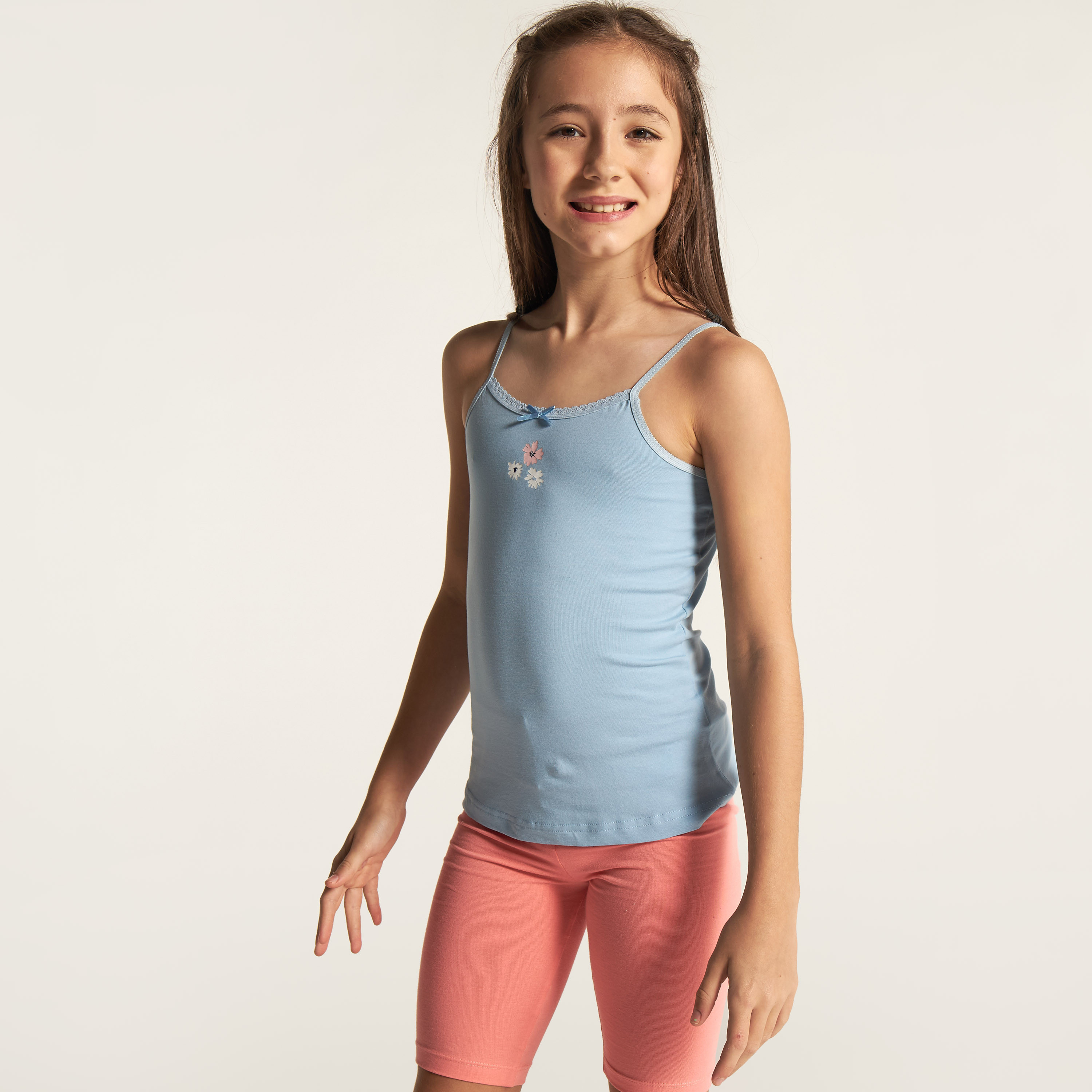 فيستات متنوعة بتفاصيل دانتيل وفيونكة من جونيورز - طقم من 7 قطع-girls-clothing-innerwear-vests-image-7