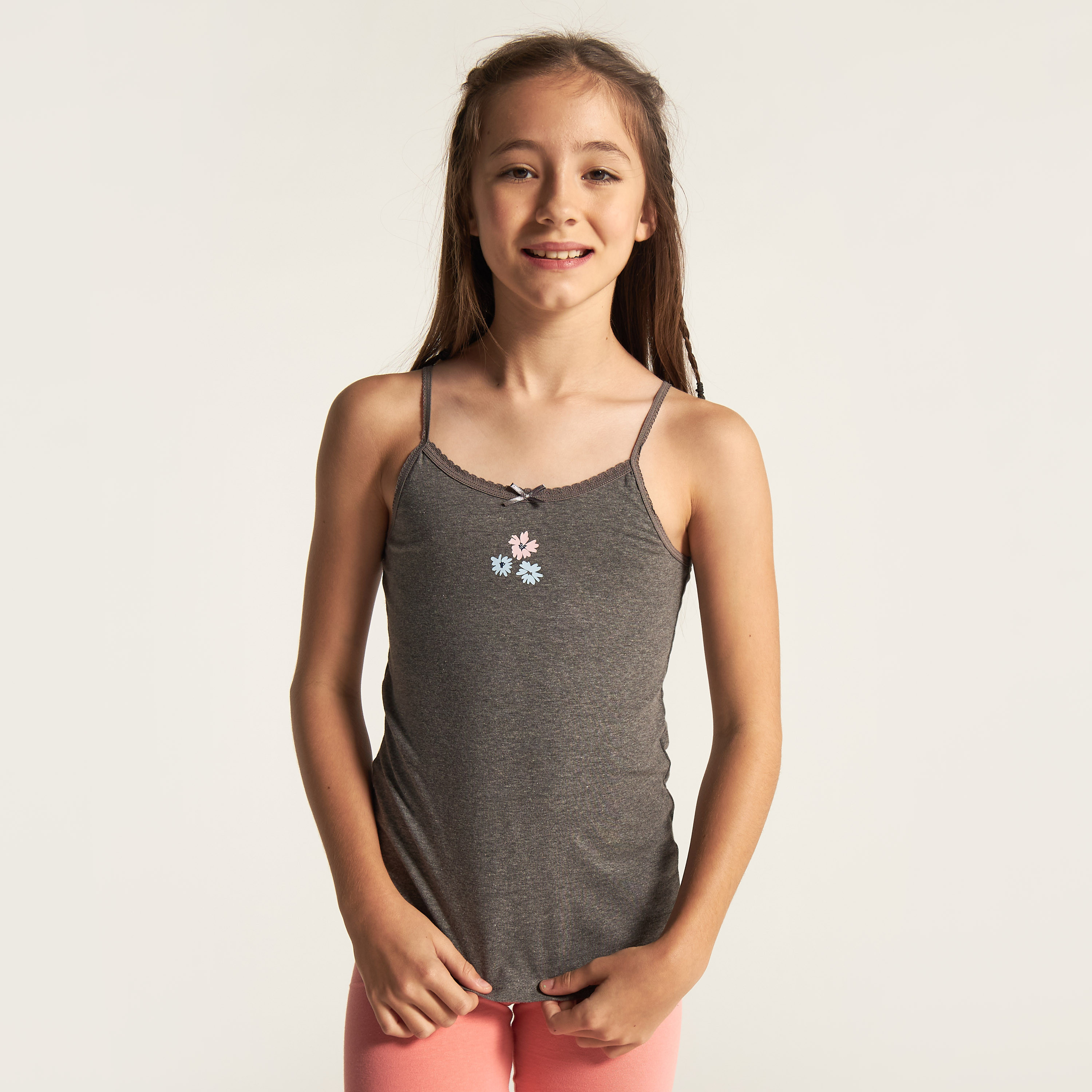 فيستات متنوعة بتفاصيل دانتيل وفيونكة من جونيورز - طقم من 7 قطع-girls-clothing-innerwear-vests-image-9