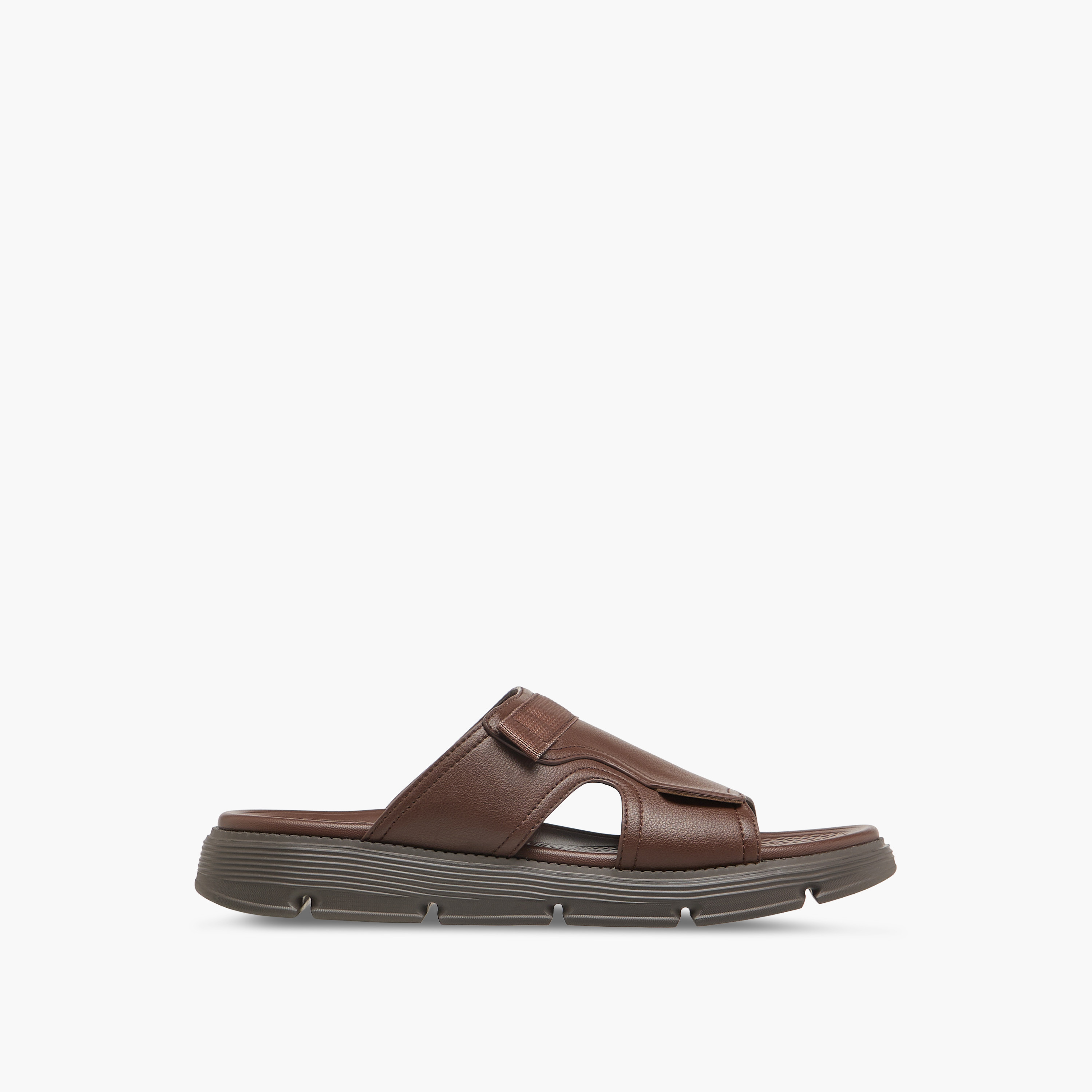صندل مريح سهل الارتداء للرجال من لو كونفورت-men-shoes-sandals-image-3