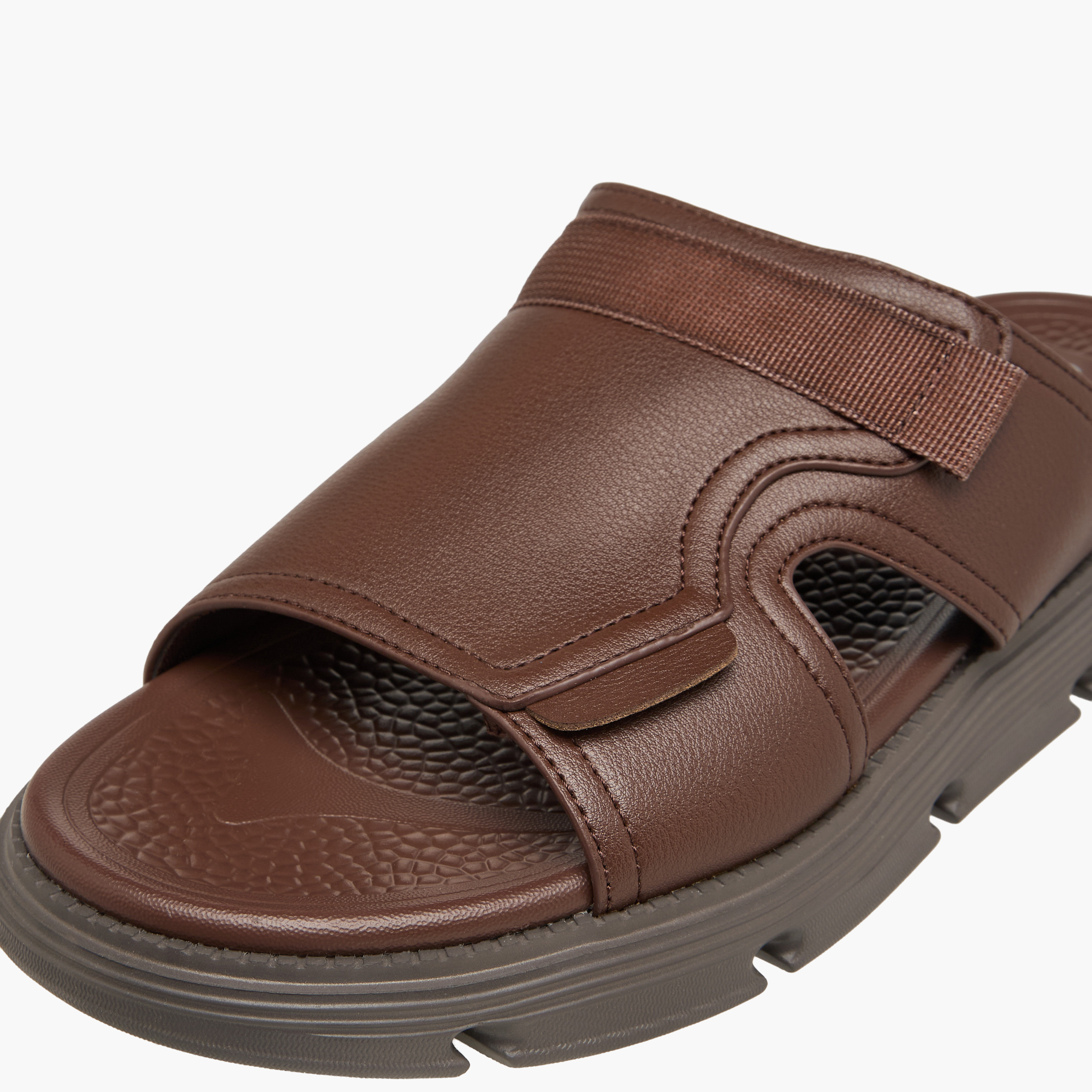 صندل مريح سهل الارتداء للرجال من لو كونفورت-men-shoes-sandals-image-4