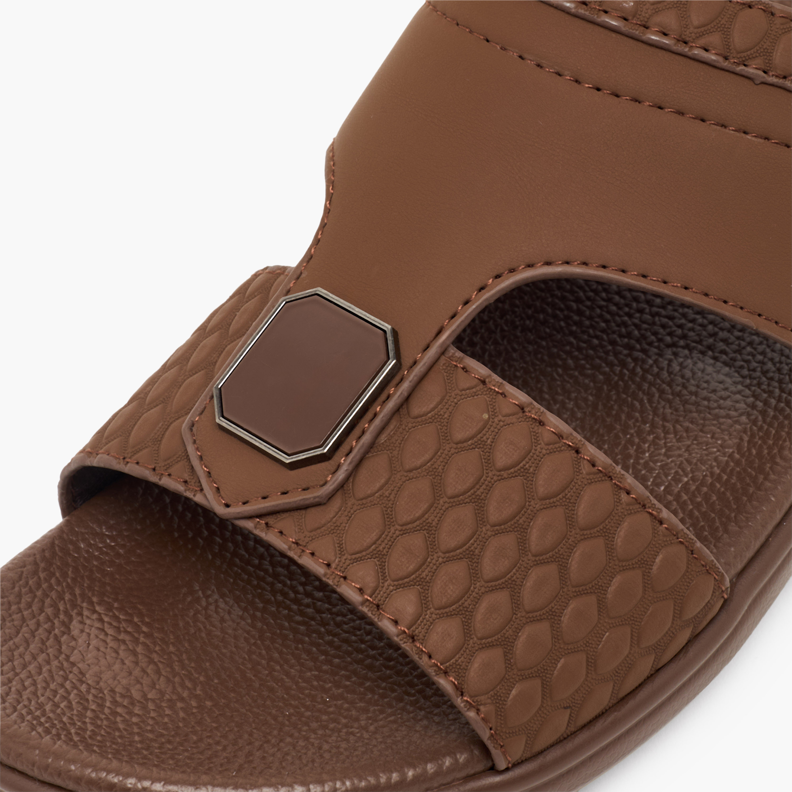صندل مريح سهل الارتداء للرجال من إل بي إل من شو إكسبرس-men-shoes-sandals-image-4