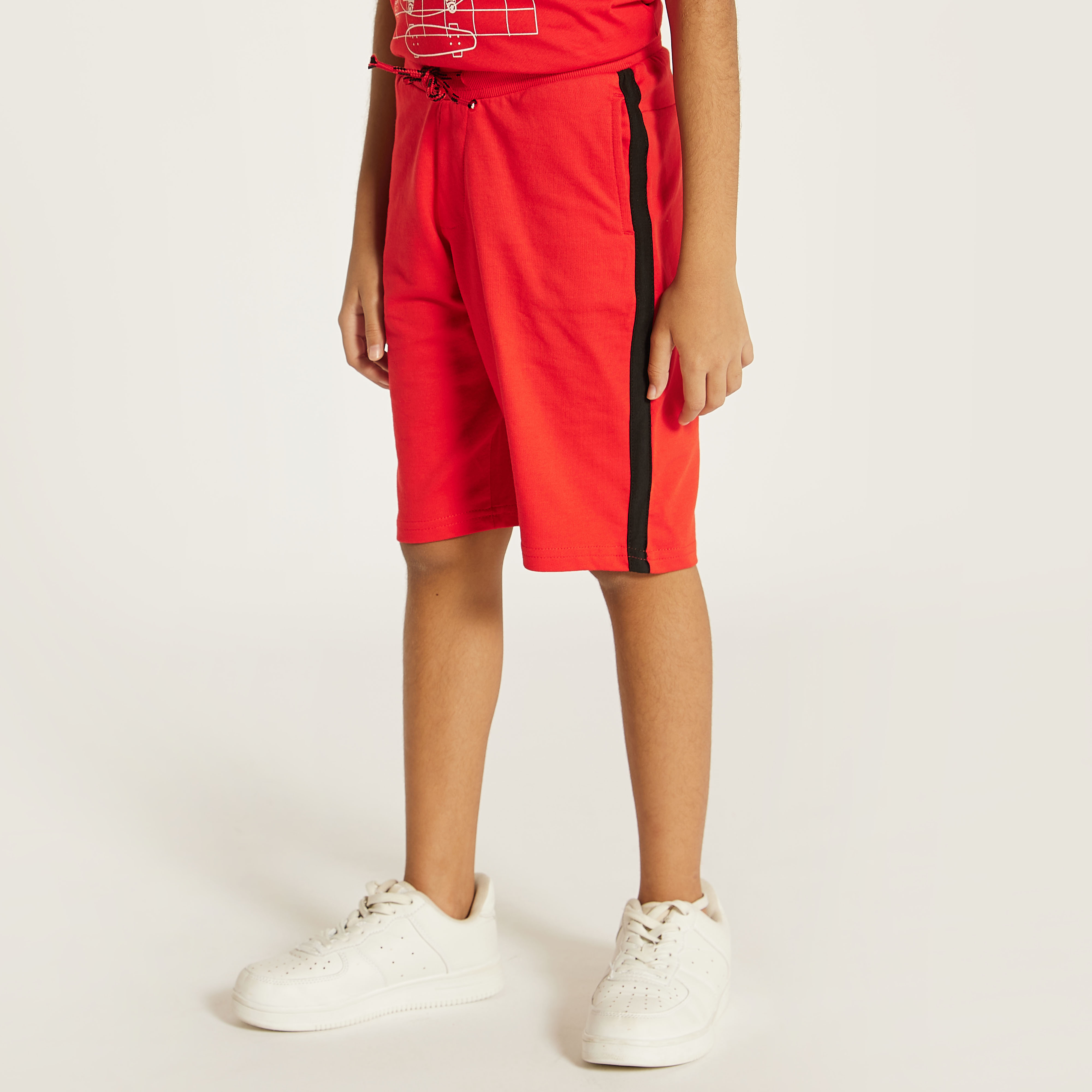Juniors Panelled Shorts with Drawstring Closure and Pockets-boys-clothing-bottoms-shorts-image-1