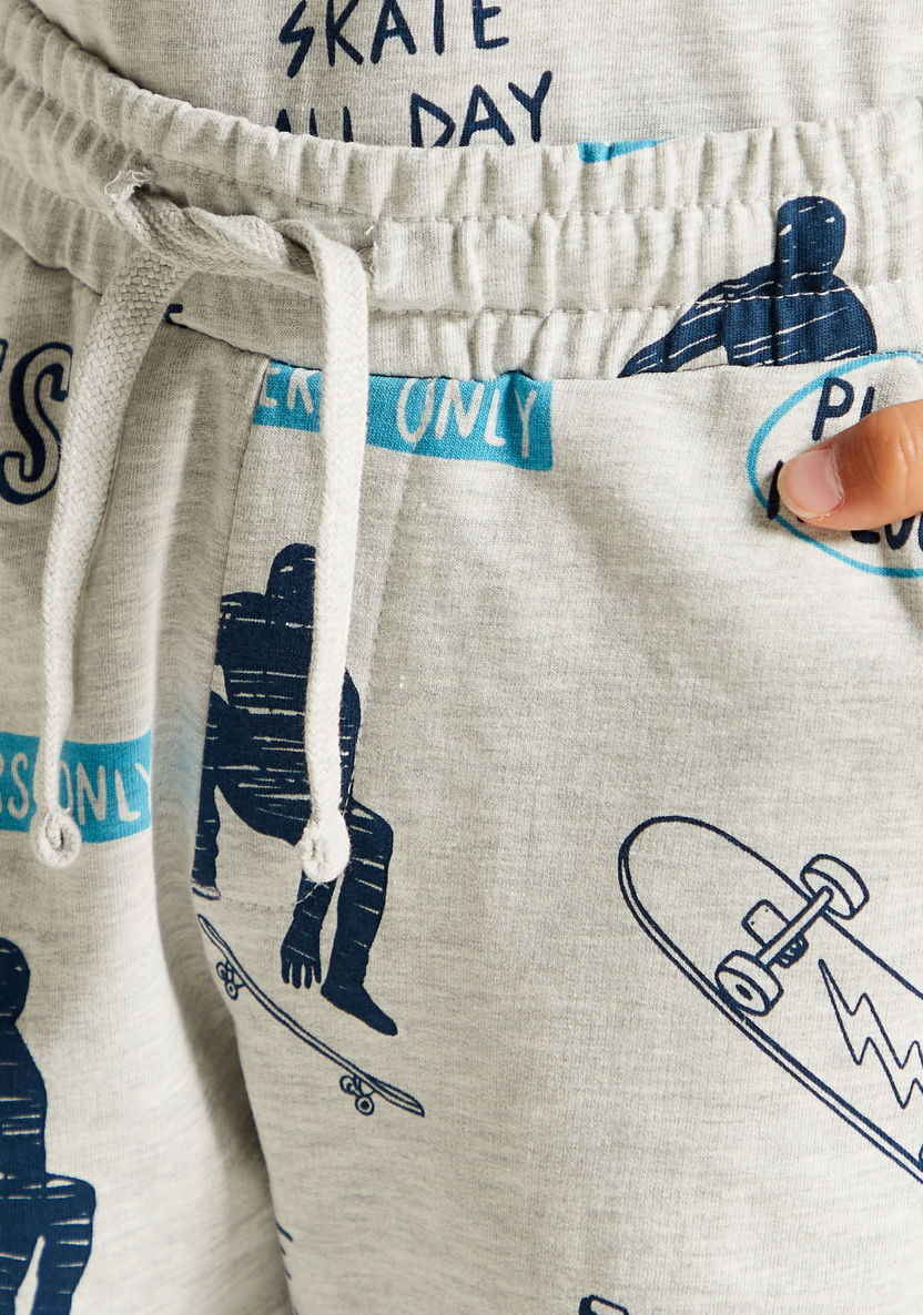Juniors Printed Shorts with Drawstring Closure and Pockets-Shorts-image-2