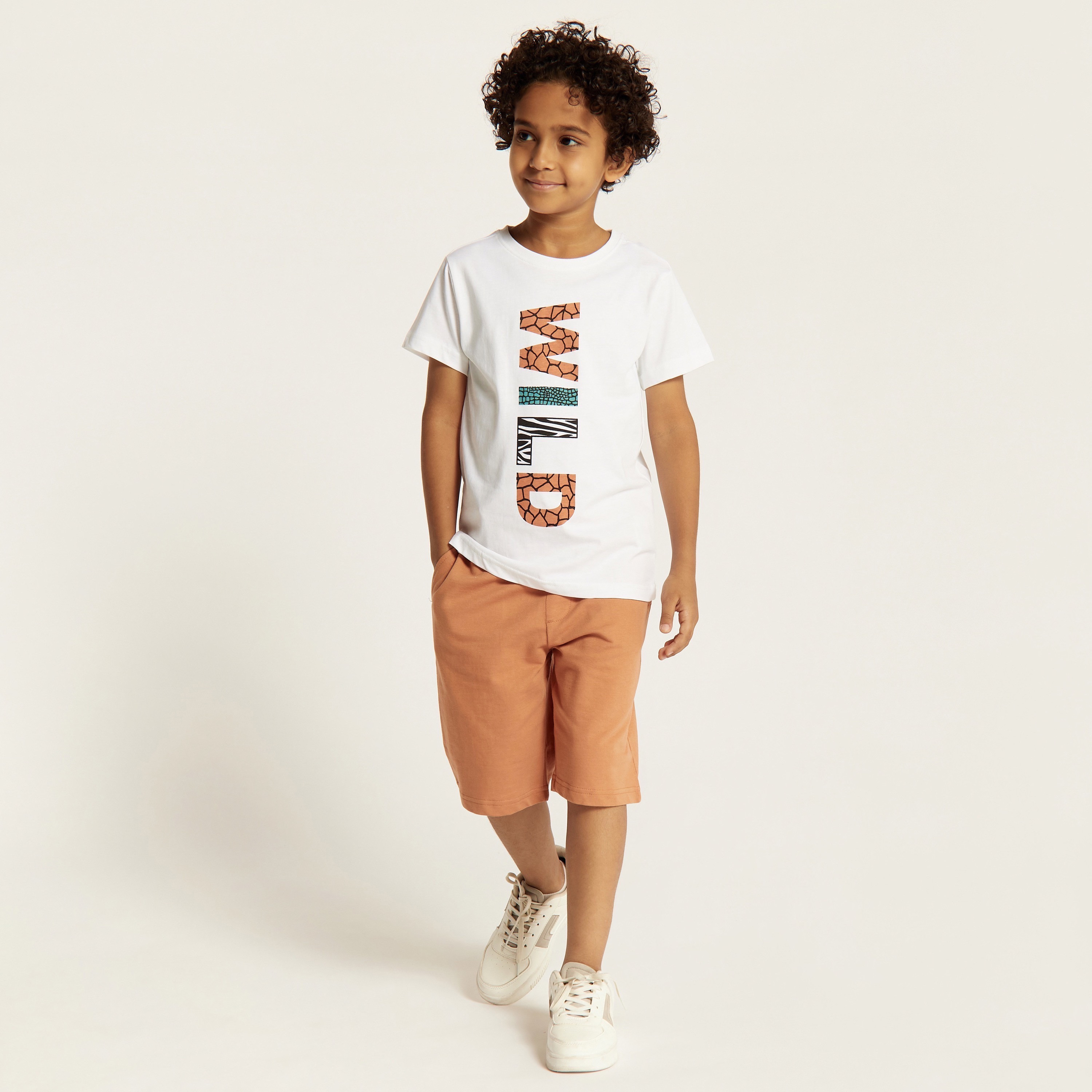 طقم تيشيرت وشورت 3 قطع من جونيورز-boys-clothing-setsandcoords-image-5