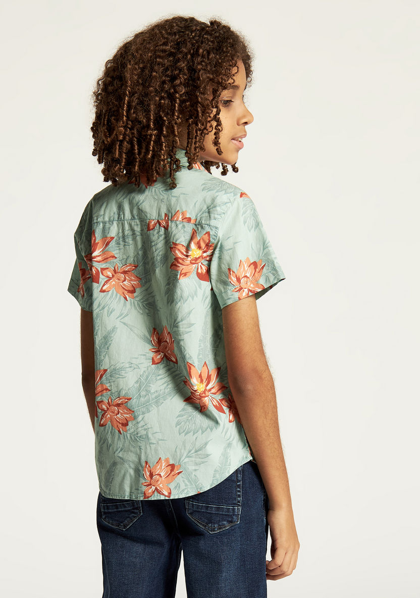 Juniors Tropical Print Shirt with Short Sleeves and Button Closure-Shirts-image-3