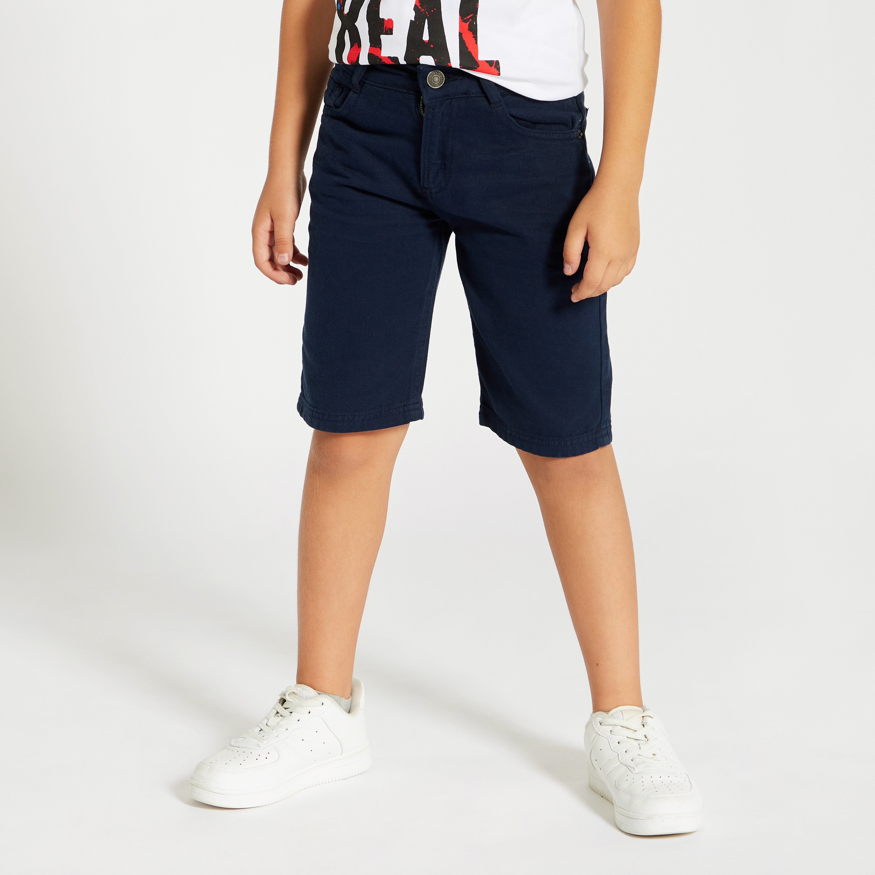 Juniors Solid Denim Shorts with Pockets and Button Closure-boys-clothing-bottoms-shorts-image-1