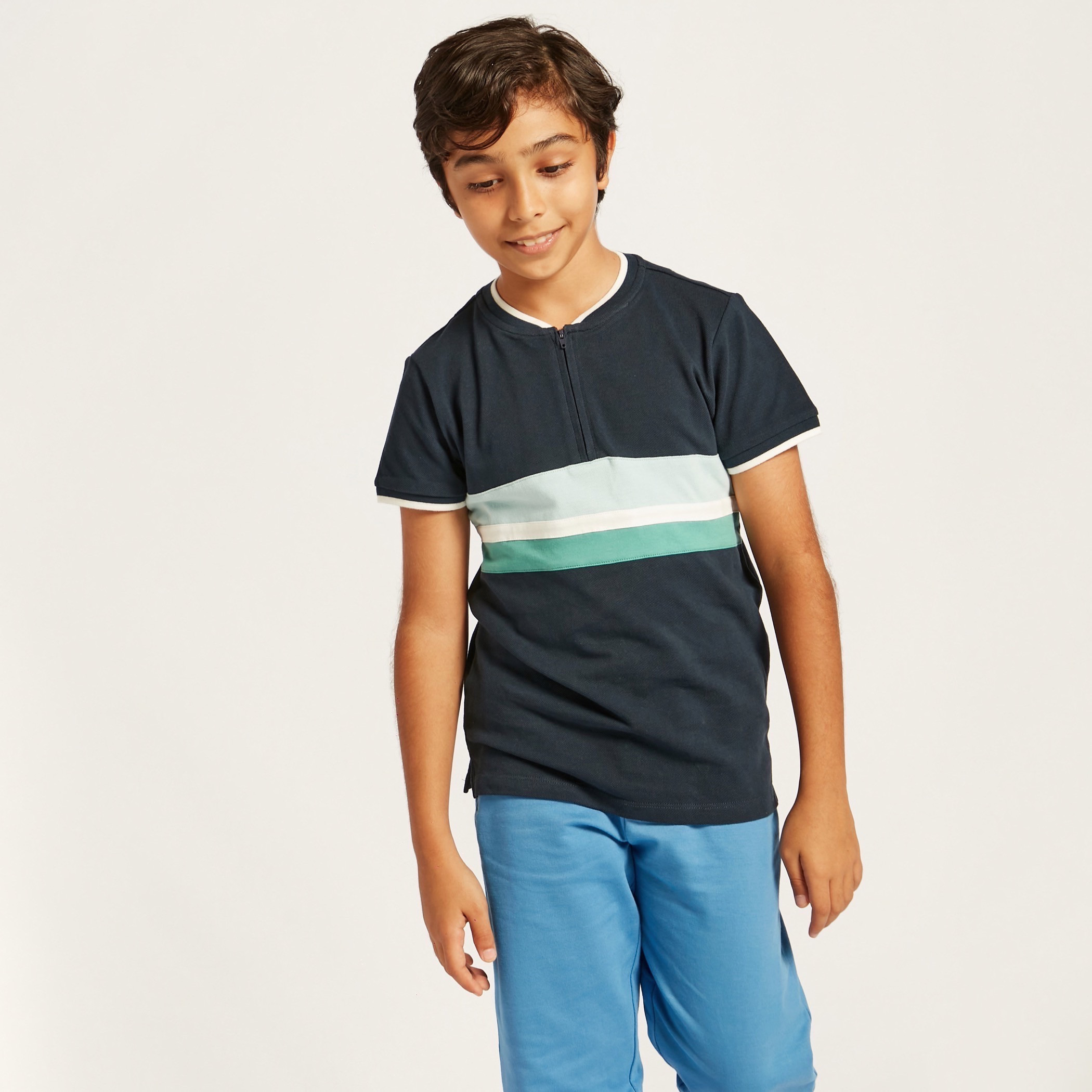 Juniors Colourblock T-shirt with Zip Closure and Short Sleeves-boys-clothing-tshirtsandpolos-image-2