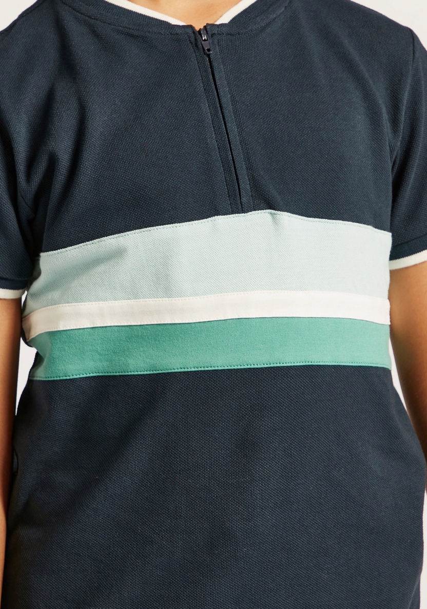 Juniors Colourblock T-shirt with Zip Closure and Short Sleeves-T Shirts-image-2
