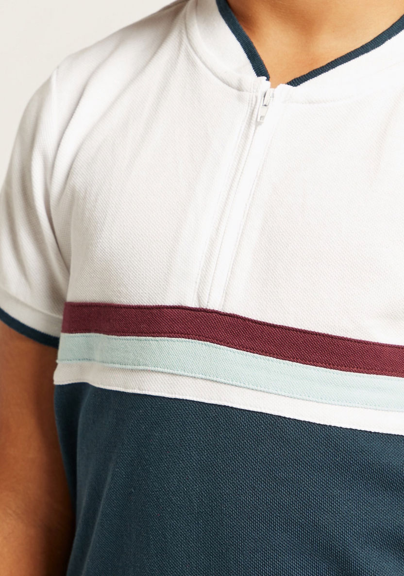Juniors Colourblock T-shirt with Zip Closure and Short Sleeves-T Shirts-image-2