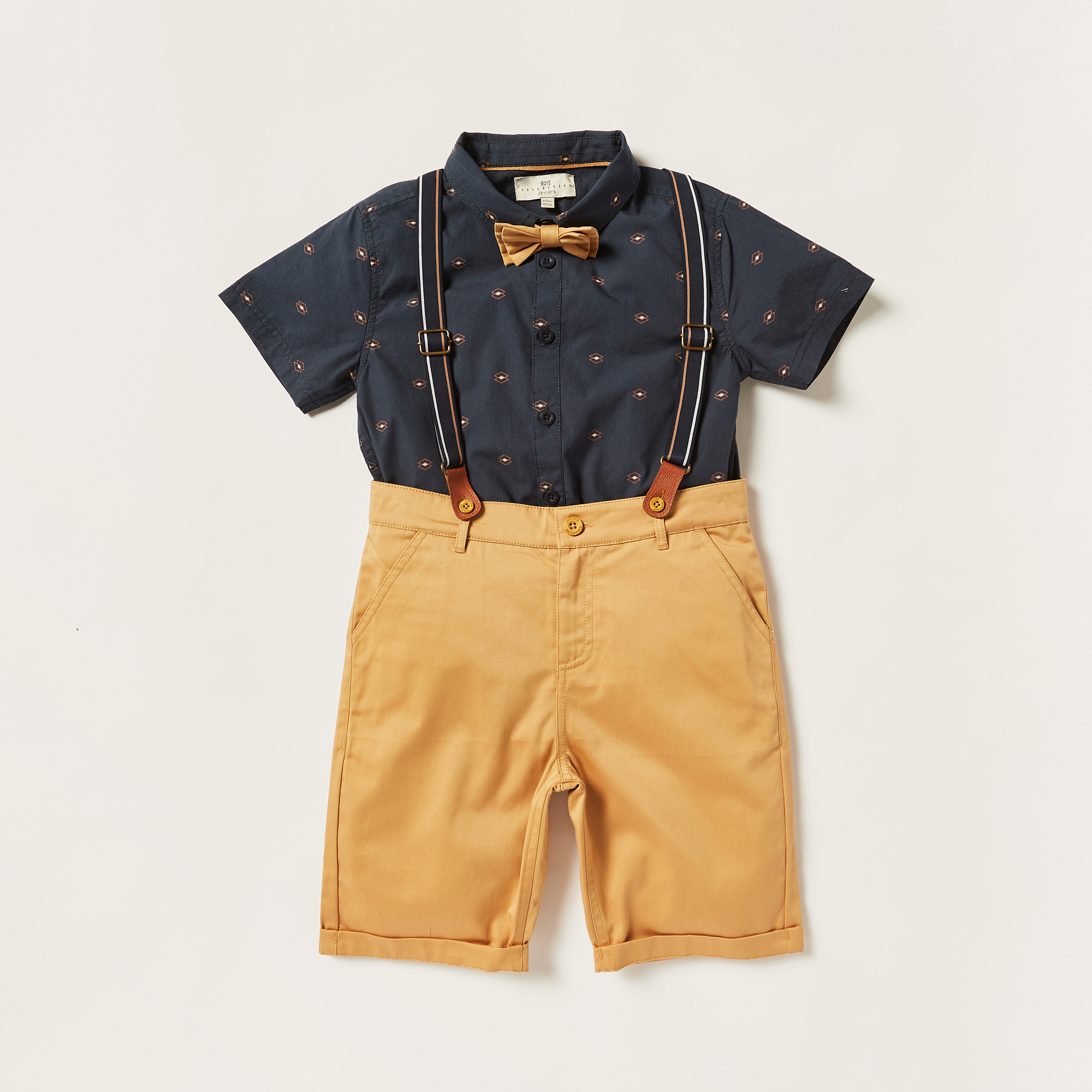 طقم قميص بطبعات وشورت وحمالات من جونيورز-boys-clothing-setsandcoords-image-1