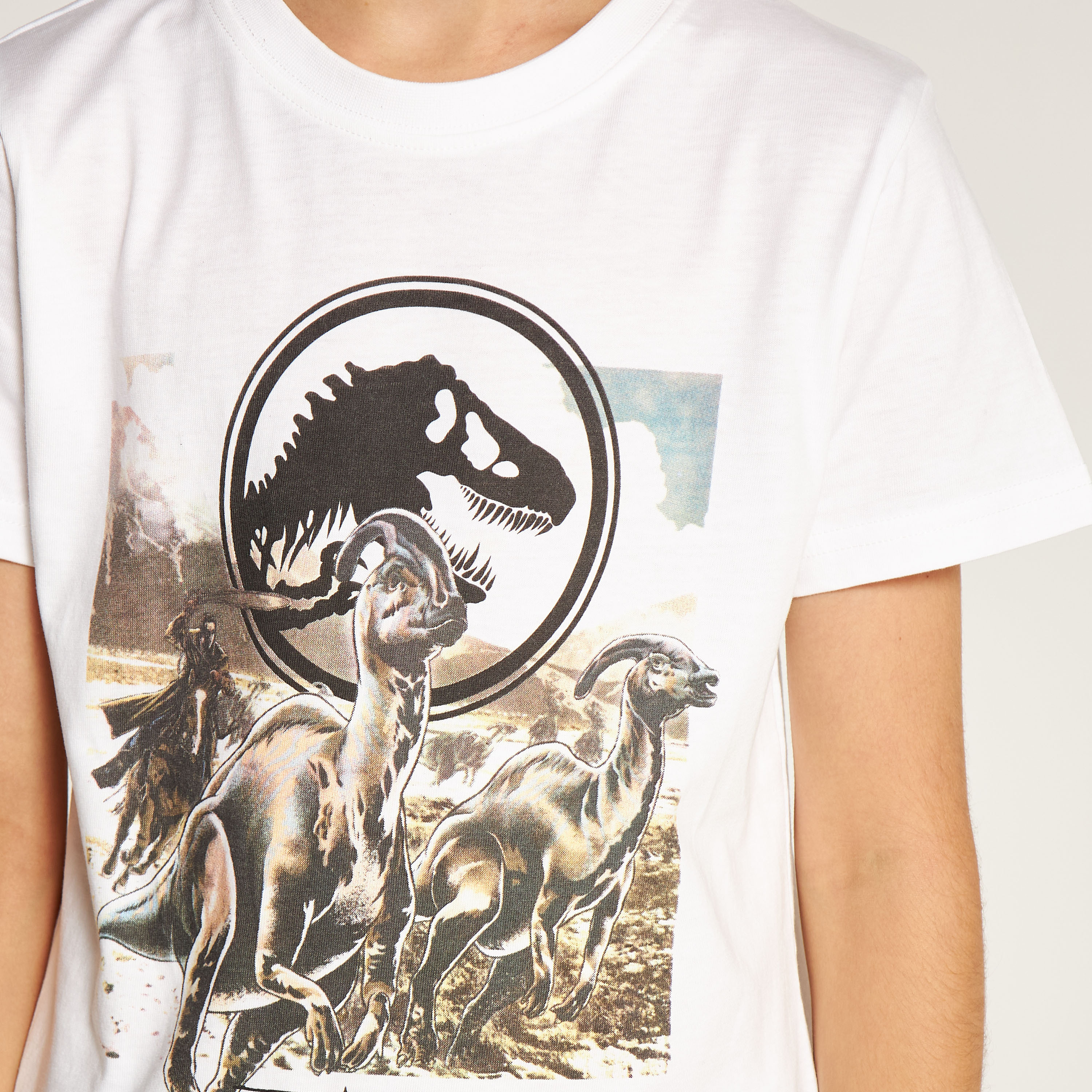 تيشيرت بأكمام قصيرة وياقة ضيقة وطبعات من جونيورز-boys-clothing-tshirtsandpolos-image-3