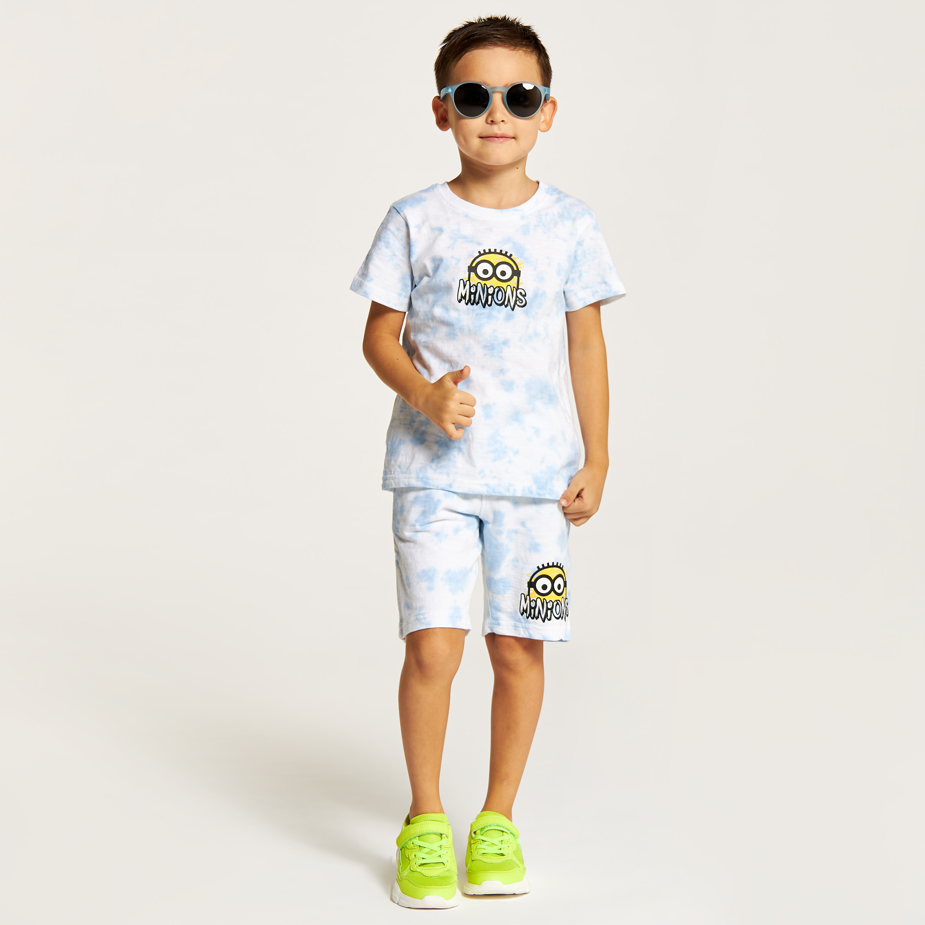 طقم شورت بطبعات وتيشيرت مصبوغ بطبعات مينيون-boys-clothing-setsandcoords-image-1