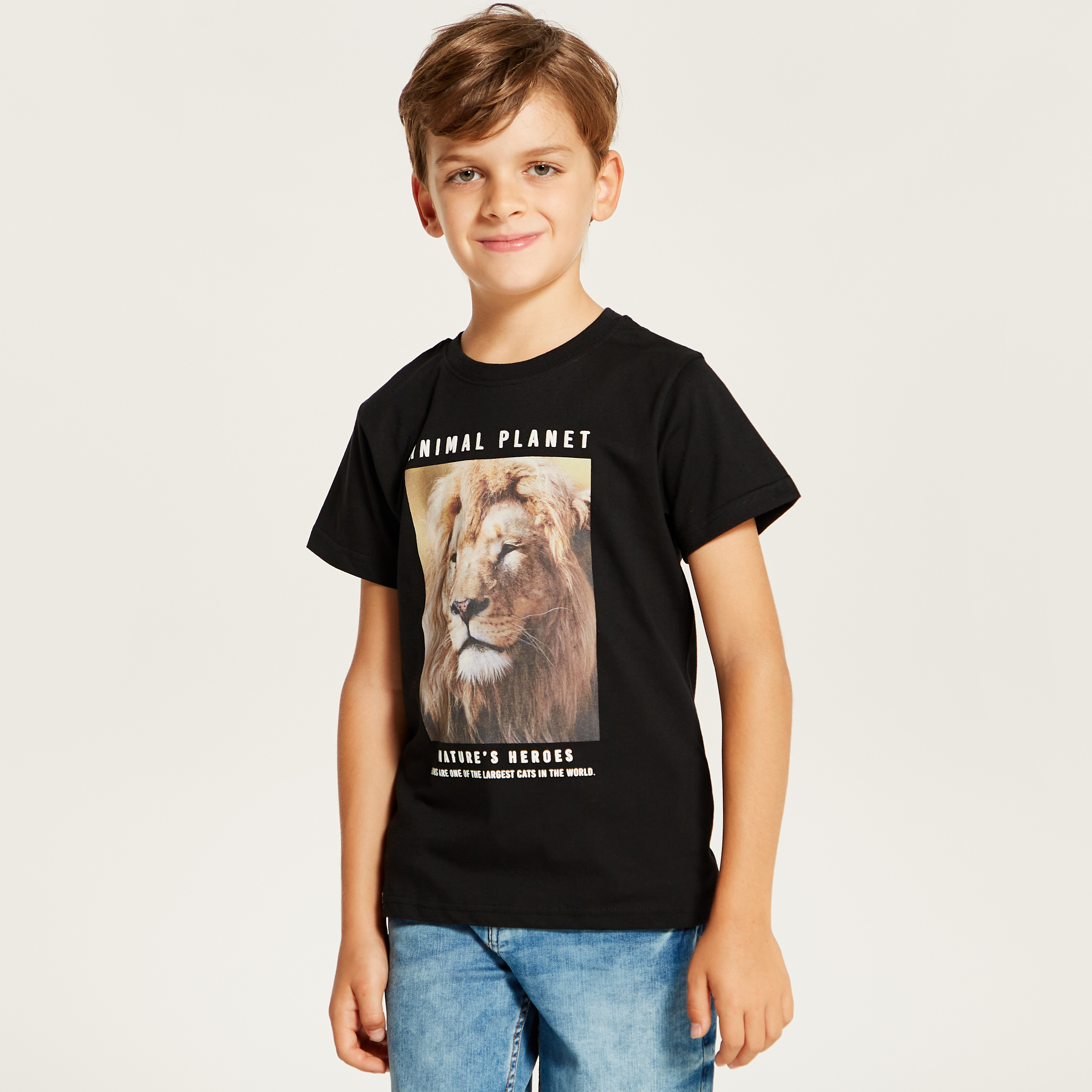 تيشيرت بياقة ضيقة وأكمام قصيرة وطبعات من جونيورز-boys-clothing-tshirtsandpolos-image-2