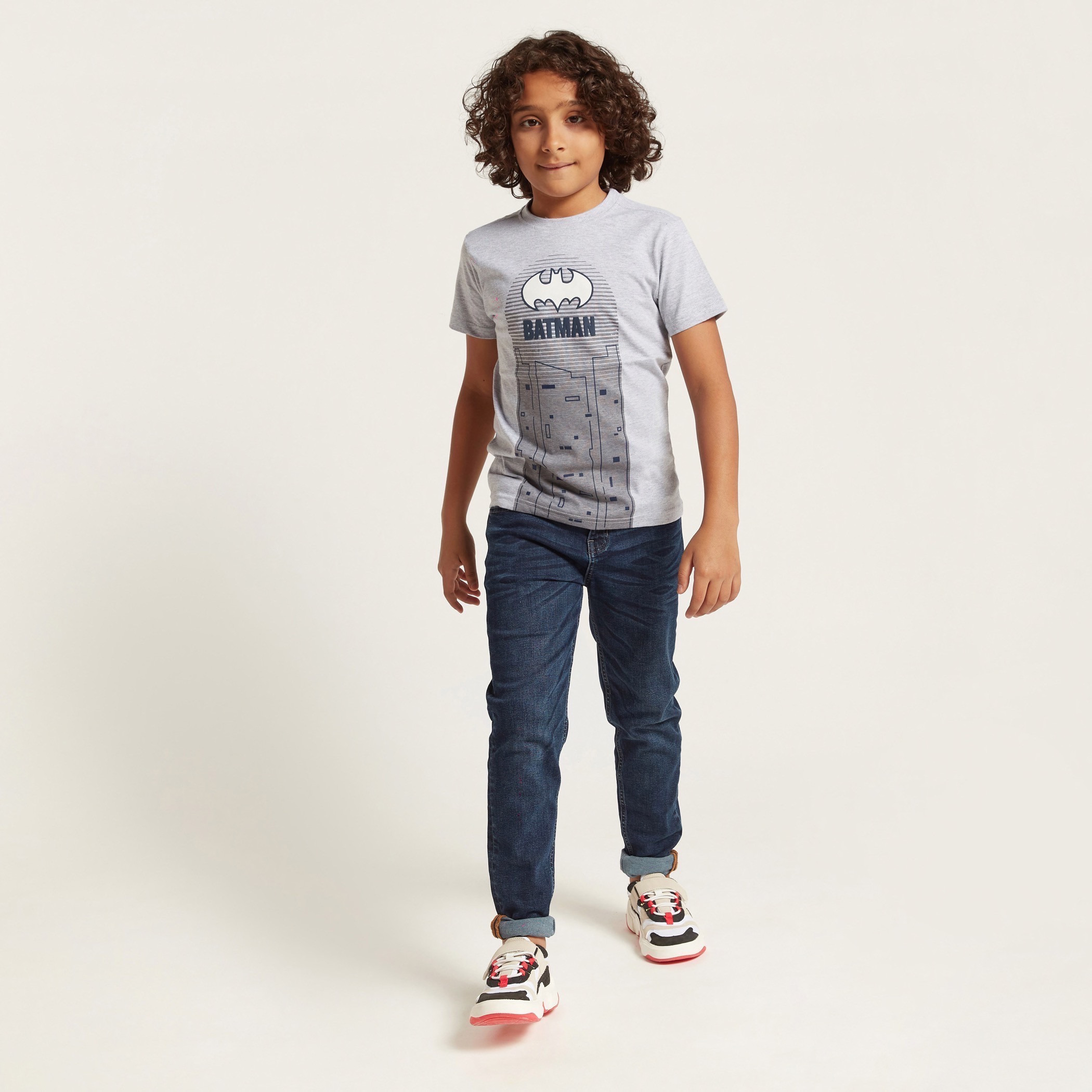 تيشيرت بياقة ضيّقة وأكمام قصيرة وطبعات باتمان-boys-clothing-tshirtsandpolos-image-2
