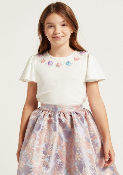 Juniors Floral Embellished T-shirt with Short Sleeves