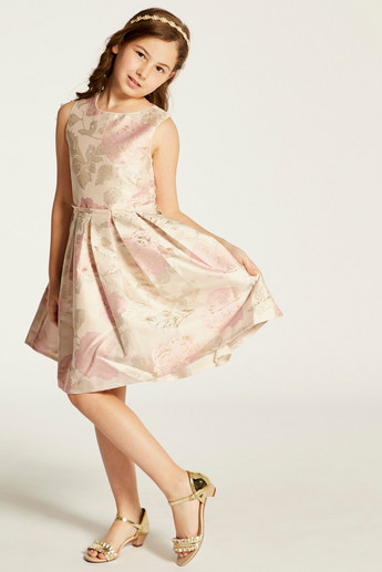 Juniors Floral Print A-line Sleeveless Dress with Round Neck and Pleated Detail
