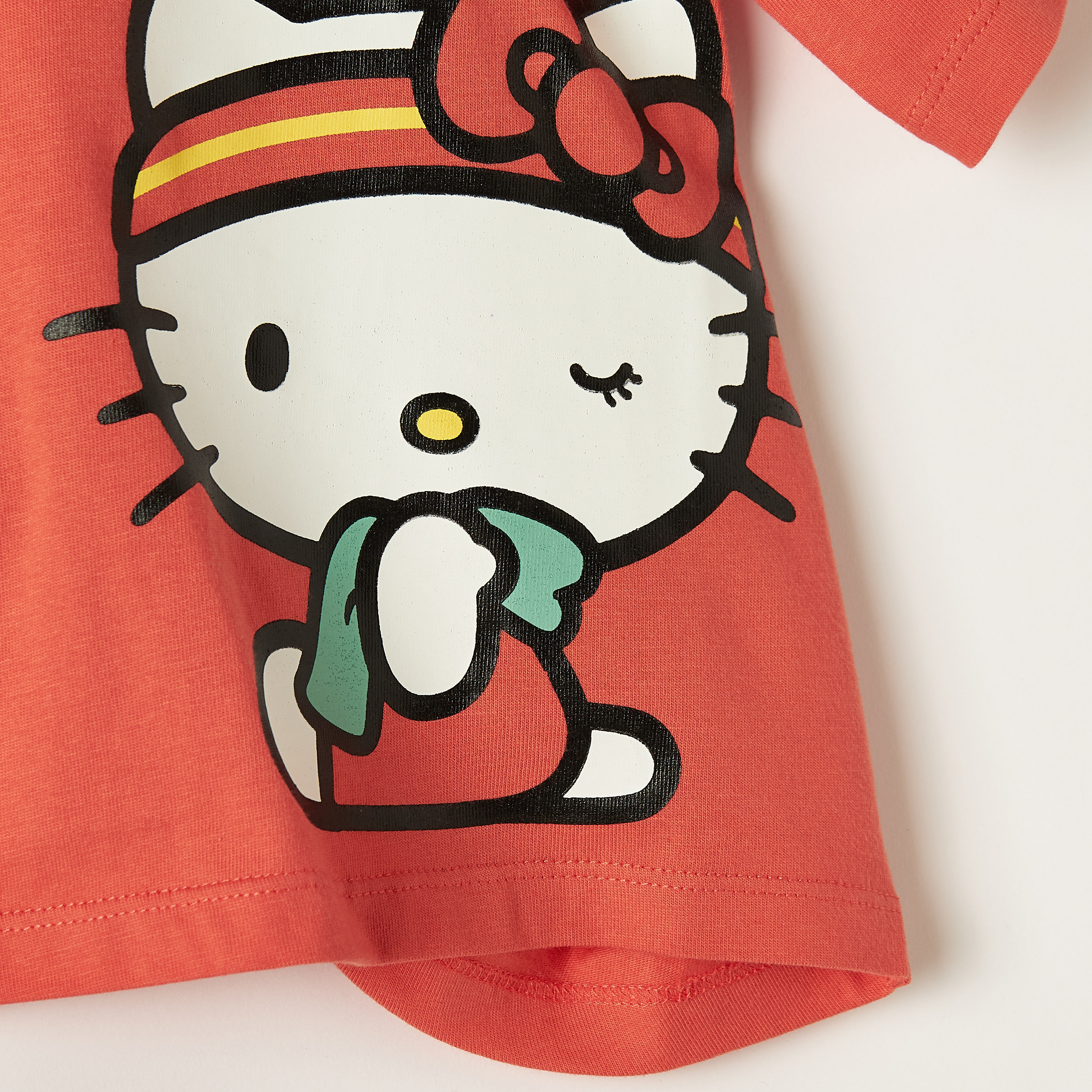 Sanrio Hello Kitty Print T-shirt with Round Neck and Short Sleeves-girls-clothing-schoolwear-tshirts-image-3