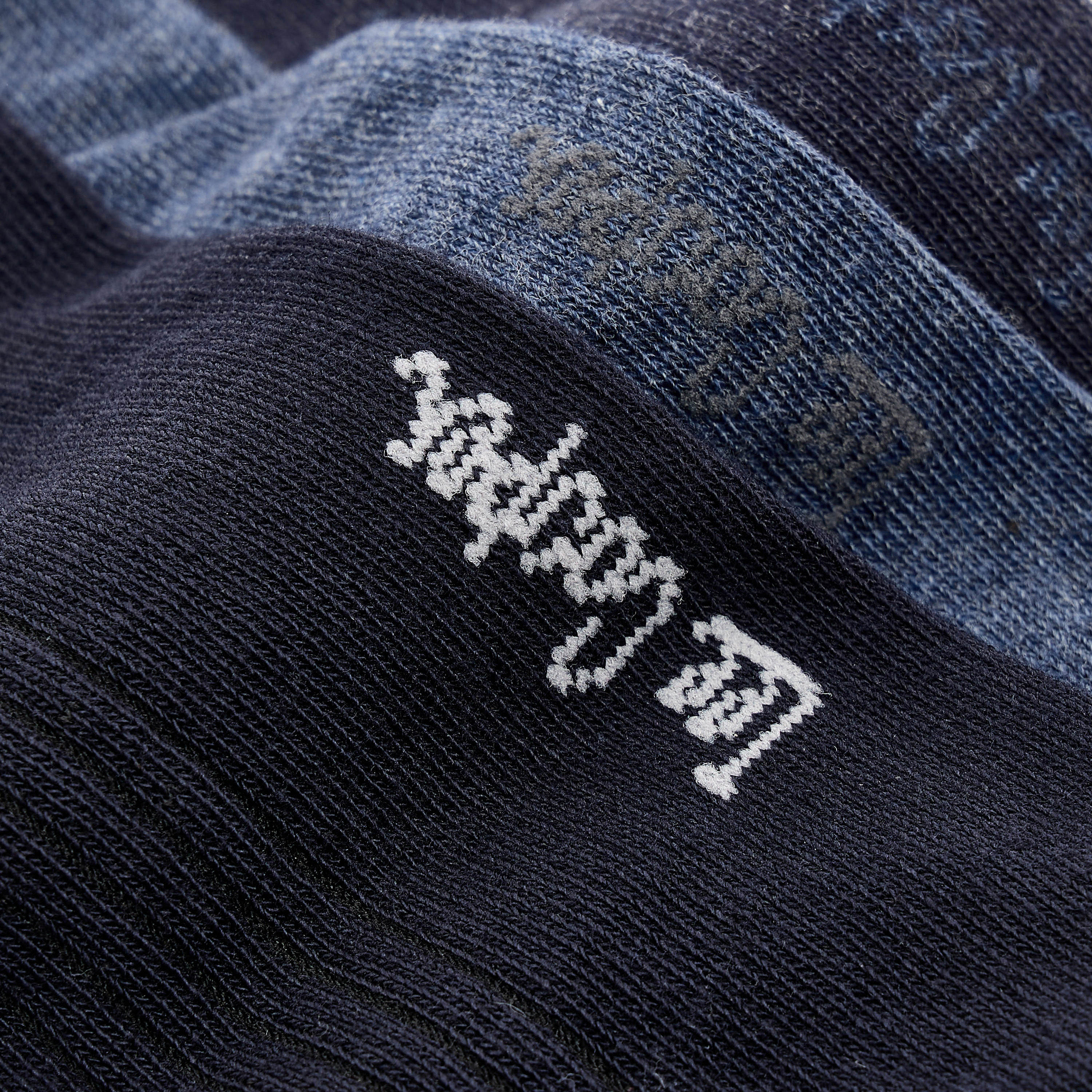 Lee Cooper Textured Ankle Length Socks - Set of 5-men-socks-image-3