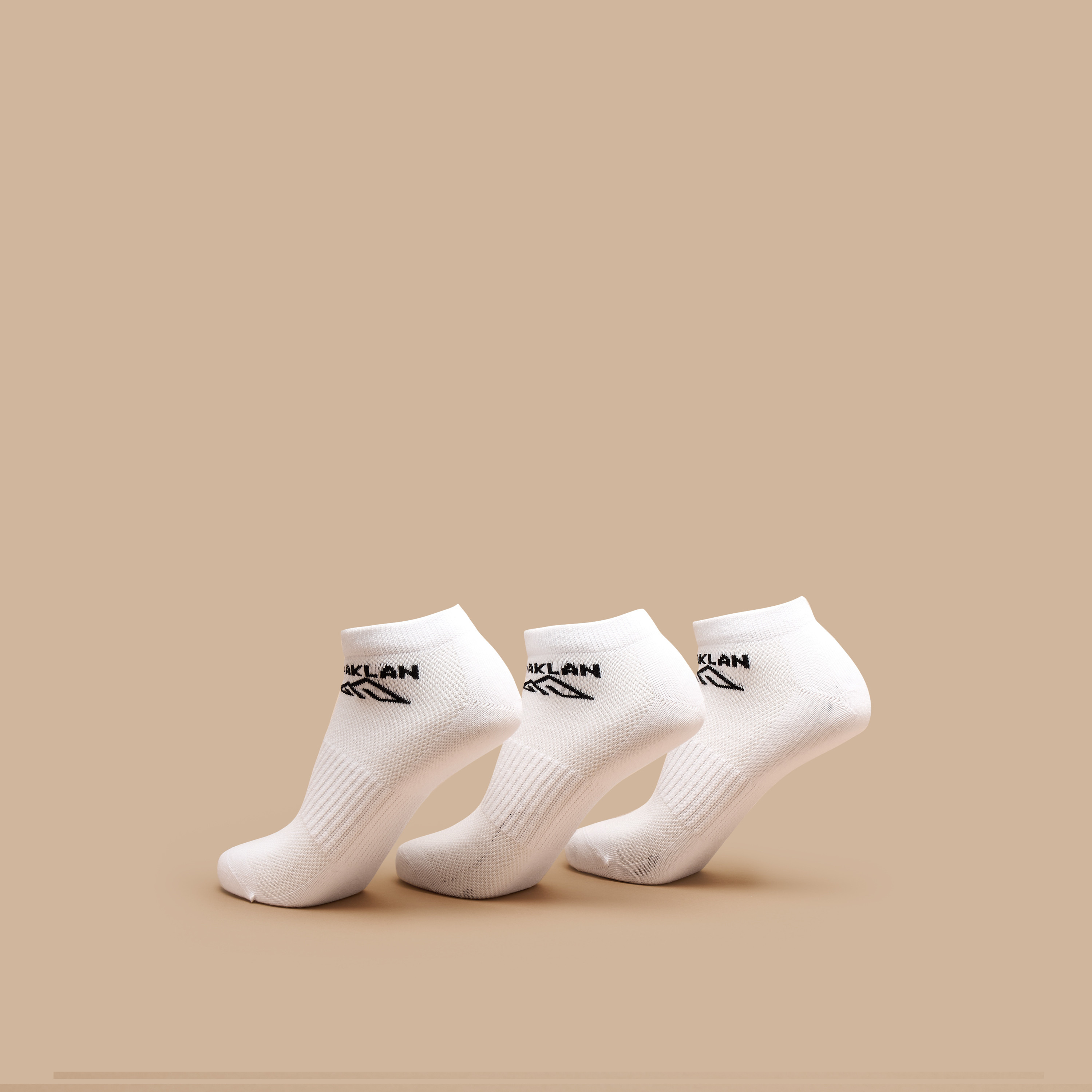 طقم جوارب بارزة الملمس 3 قطع بطول الكاحل من أوكلان من شو إكسبرس-women-socksandstockings-image-3
