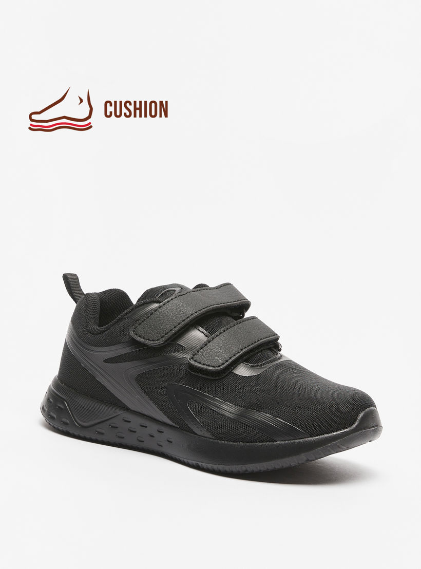 حذاء سنيكرز بطول الكاحل ونعل مبطّن وشريط إغلاق للأطفال من داش-boys-shoes-schoolshoes-image-1