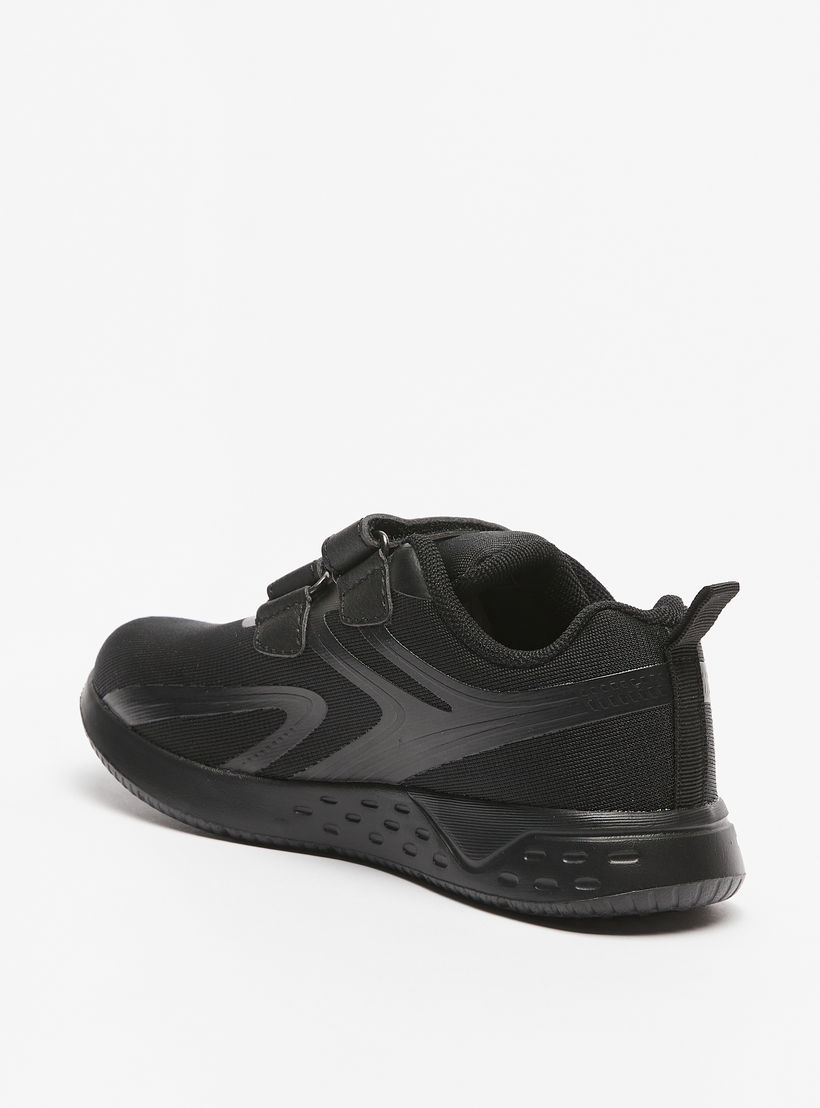 حذاء سنيكرز بطول الكاحل ونعل مبطّن وشريط إغلاق للأطفال من داش-boys-shoes-schoolshoes-image-2