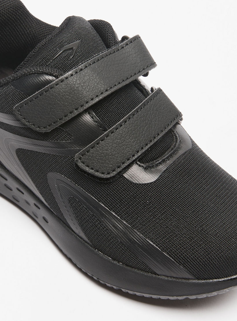 حذاء سنيكرز بطول الكاحل ونعل مبطّن وشريط إغلاق للأطفال من داش-boys-shoes-schoolshoes-image-5