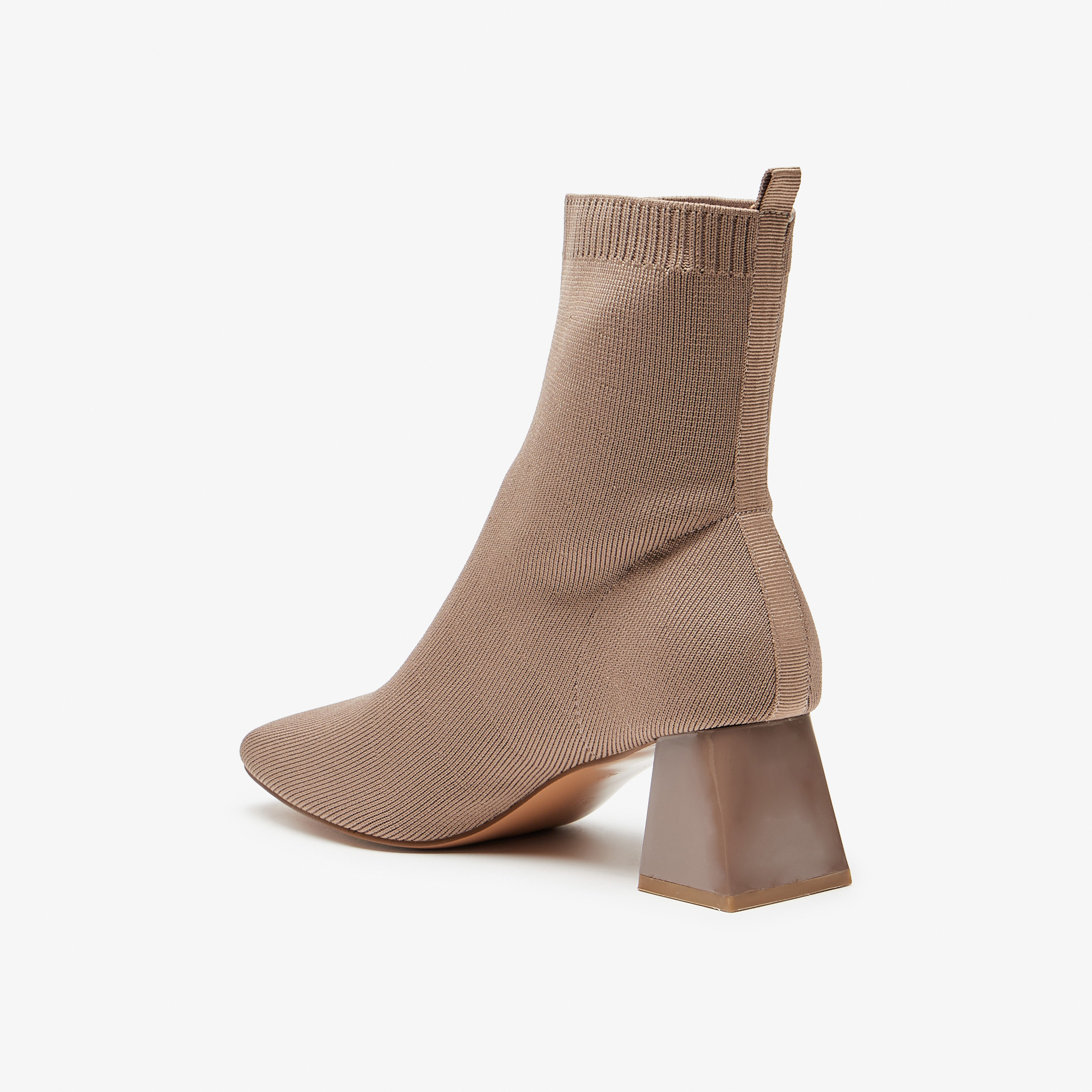 بوت سادة سهل الارتداء بارز الملمس بطول الكاحل وكعب سميك للنساء من سيليست-women-shoes-boots-image-8