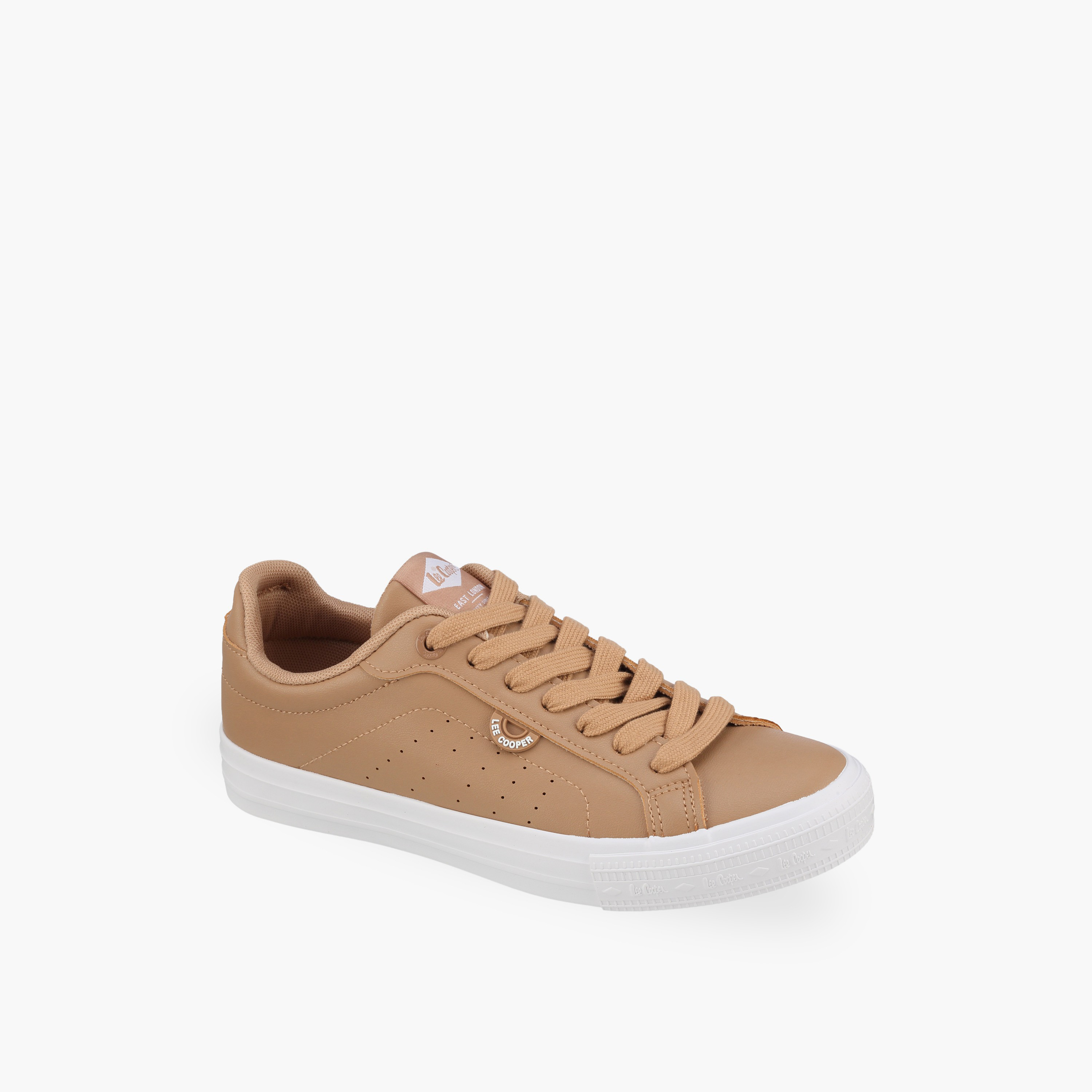 حذاء سنيكرز بطول الكاحل ورباط إغلاق للنساء من لي كوبر-women-shoes-sneakers-image-2