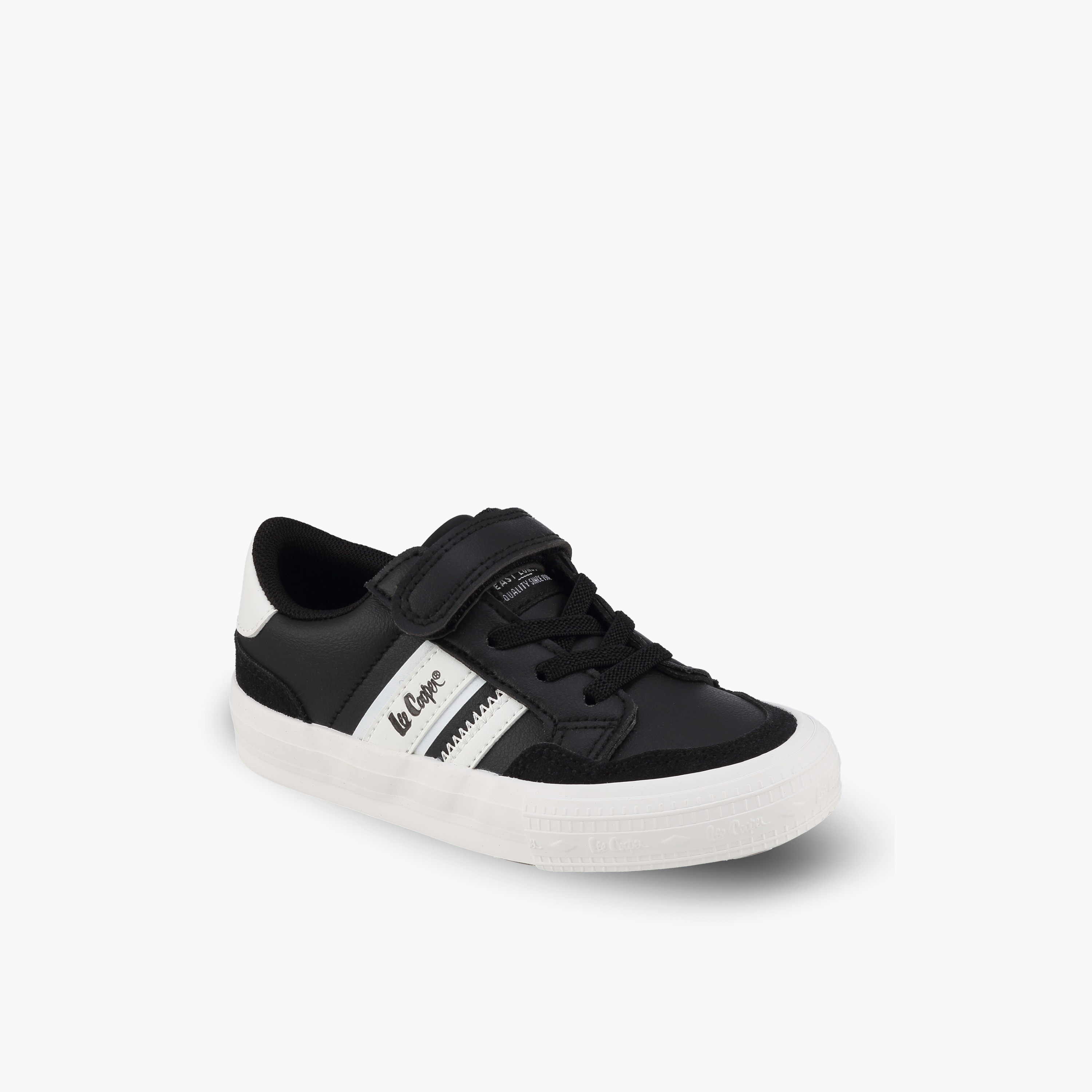 حذاء سنيكرز للأولاد بطبعة شعار بكاحل ورباط إغلاق من لي كوبر-boys-shoes-sneakers-image-2