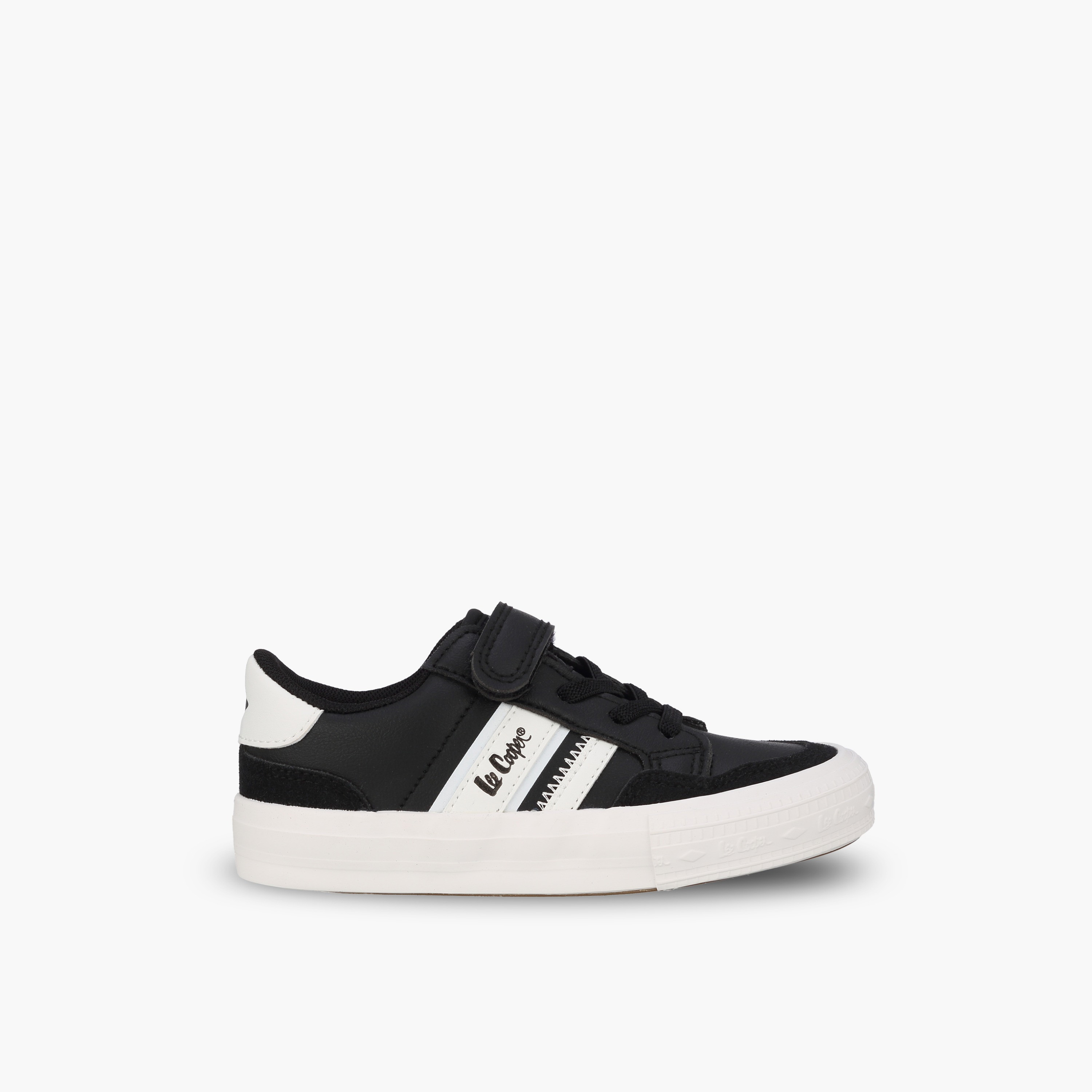 حذاء سنيكرز للأولاد بطبعة شعار بكاحل ورباط إغلاق من لي كوبر-boys-shoes-sneakers-image-3
