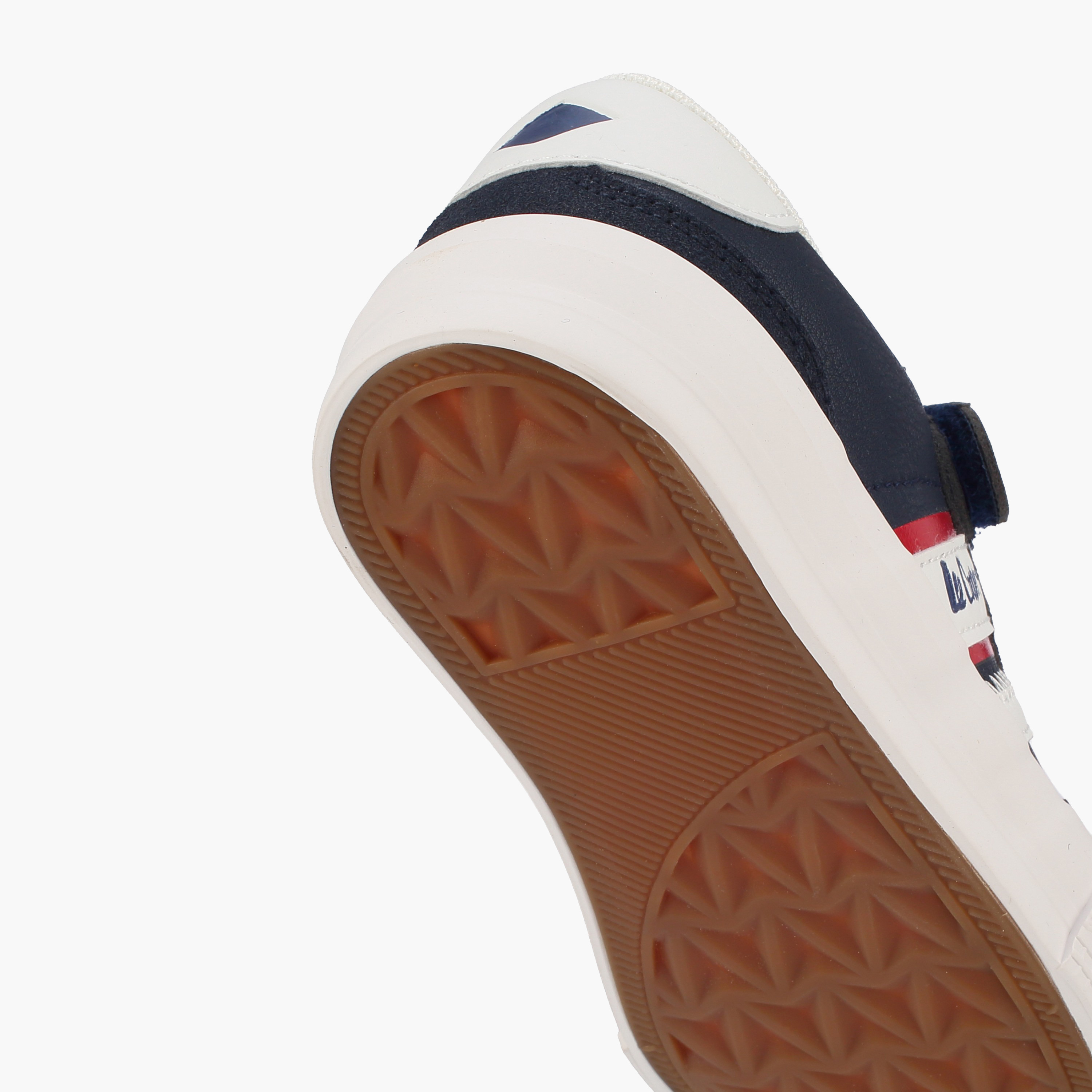 حذاء سنيكرز للأولاد بطبعة شعار بكاحل ورباط إغلاق من لي كوبر-boys-shoes-sneakers-image-5