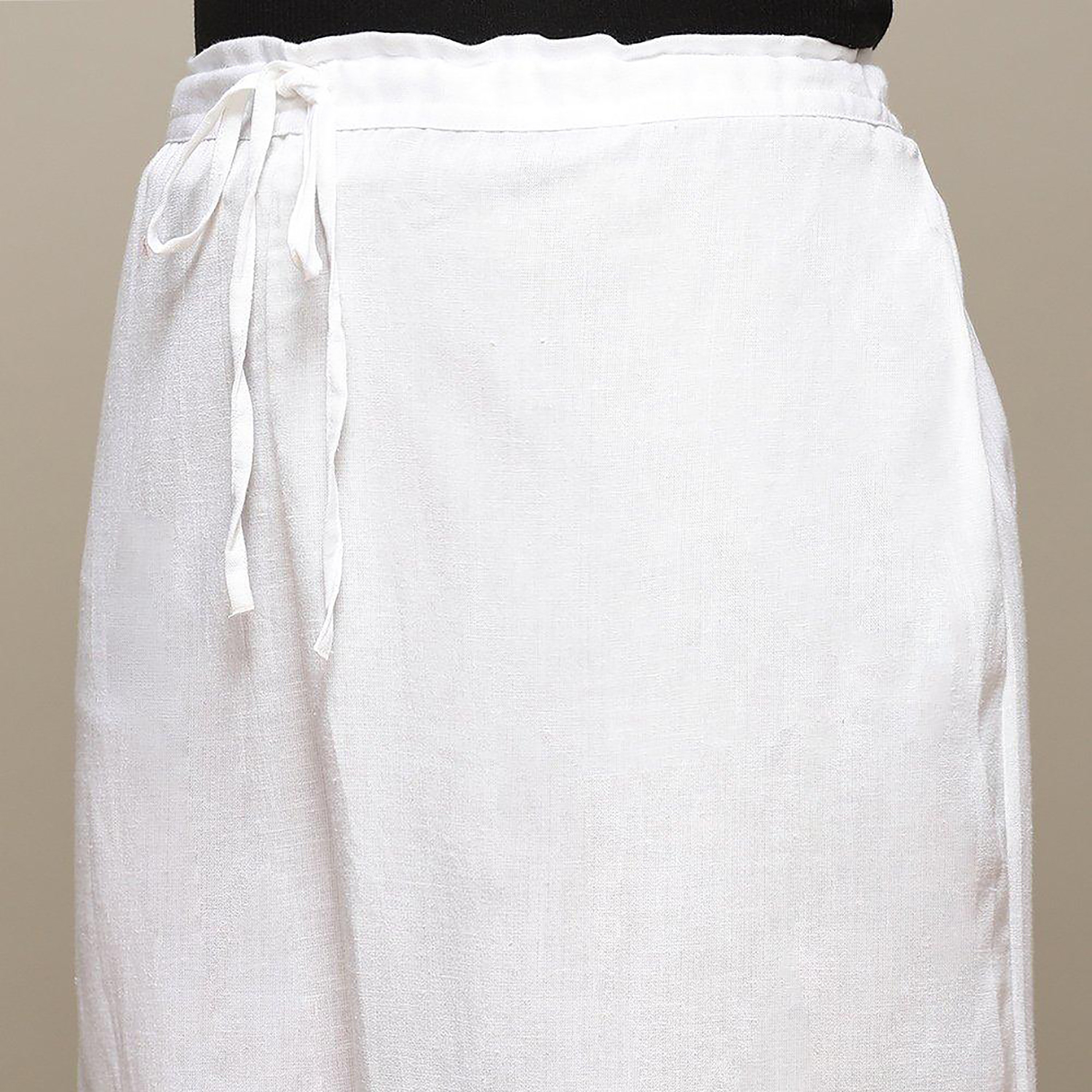 بيبا بالازو ذو متوسط الارتفاع سادة مع مزين بحاشية شبكية-women-clothing-ethnicwear-bottoms-palazzos-image-4